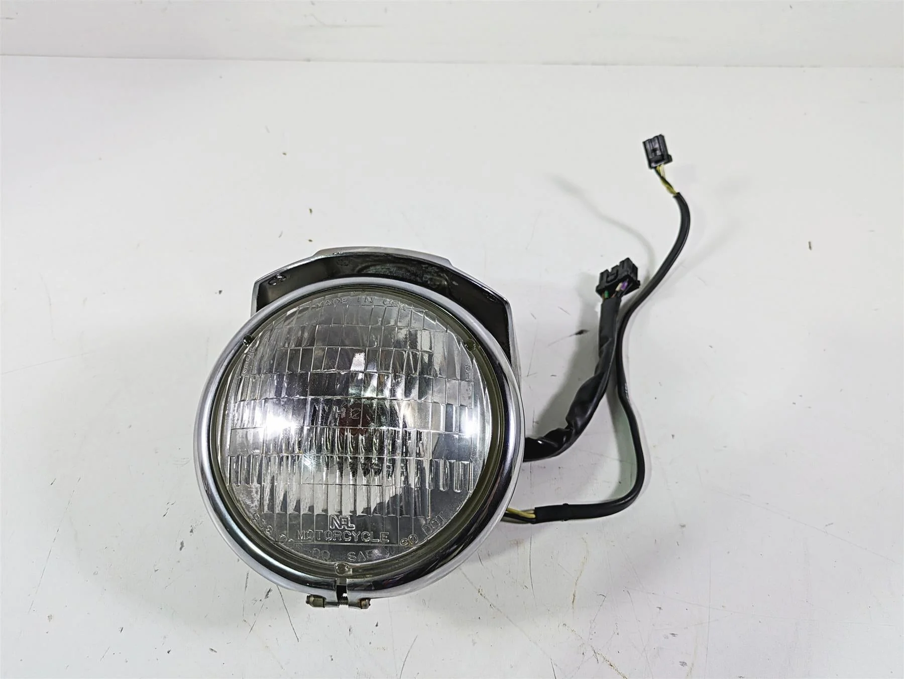 2003 Harley Dyna FXDL Low Rider 100TH Headlight Head  Light & Visor 67672-96B
