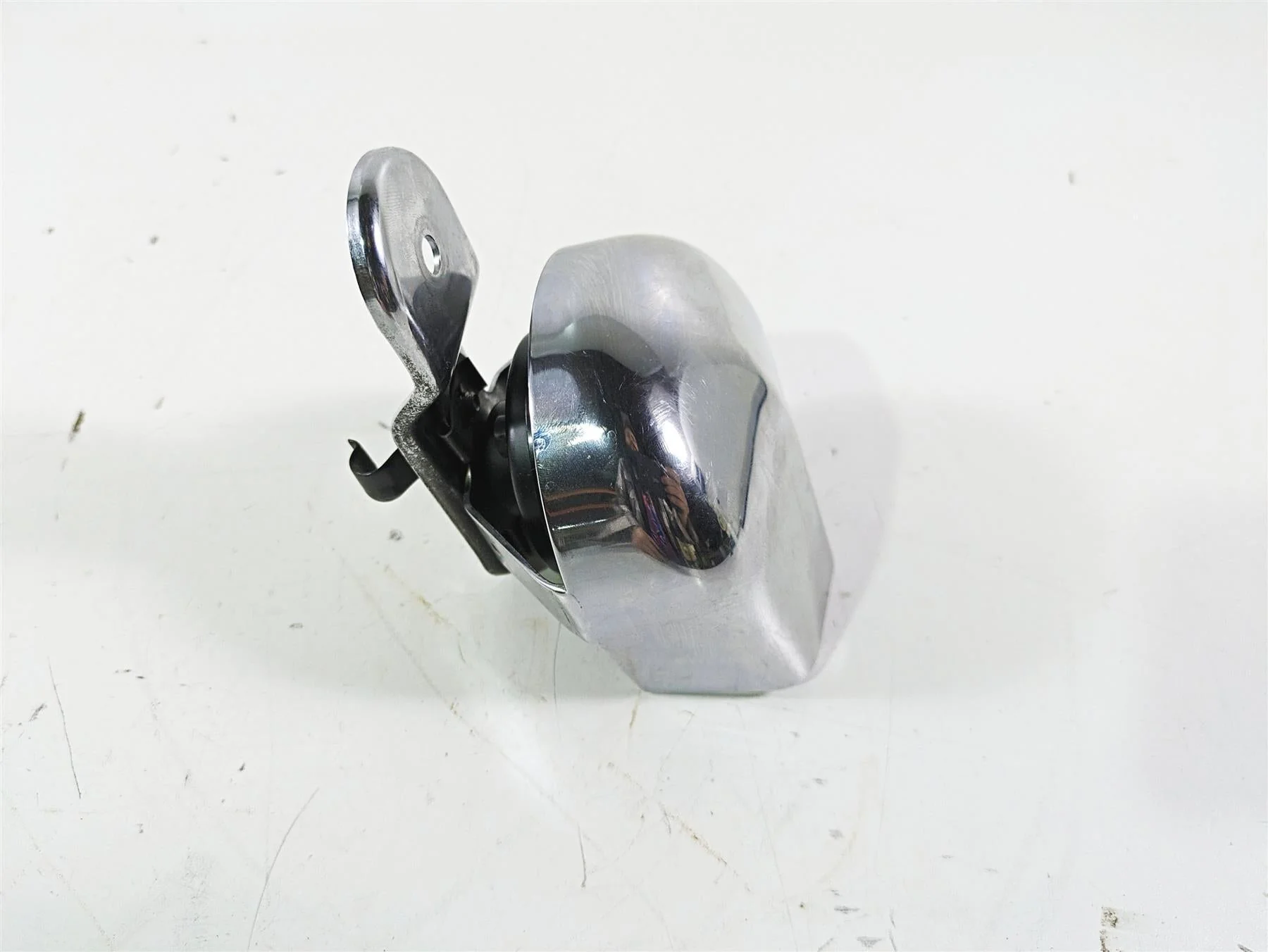 2003 Harley Dyna FXDL Low Rider 100TH Horn & Chrome Cover 61300478A - Image 4