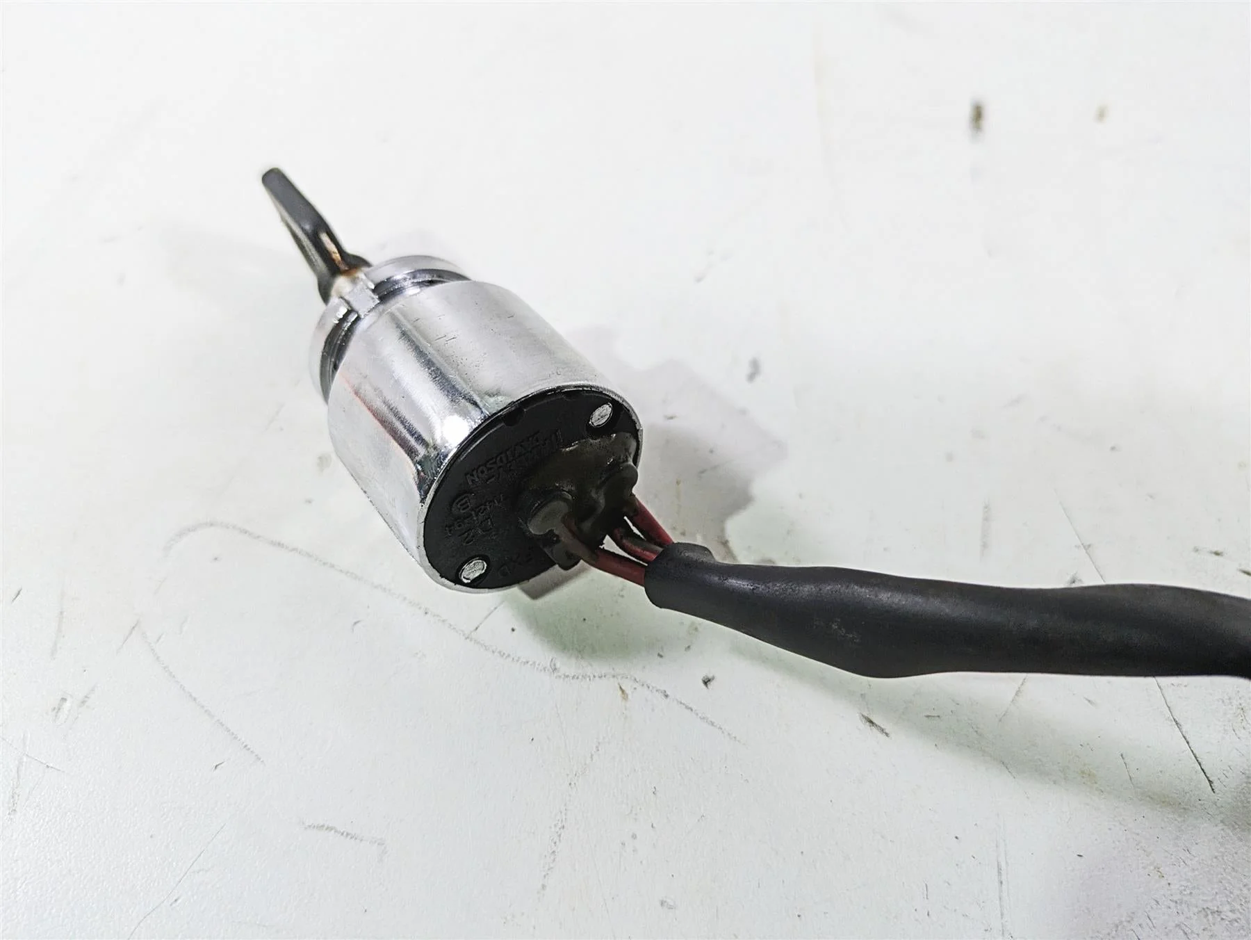 2003 Harley Dyna FXDL Low Rider 100TH Ignition Switch Key Steering Lock 71705-97 - Image 10