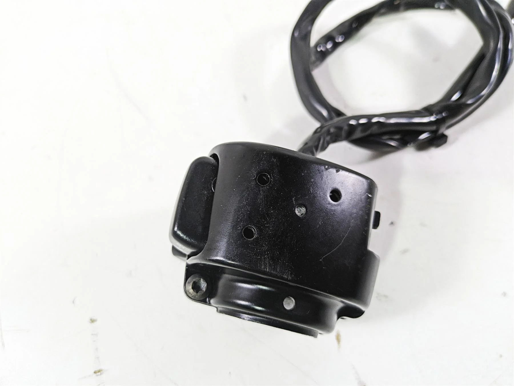 2003 Harley Dyna FXDL Low Rider 100TH Left Hand Control Switch 71597-96B - Image 9