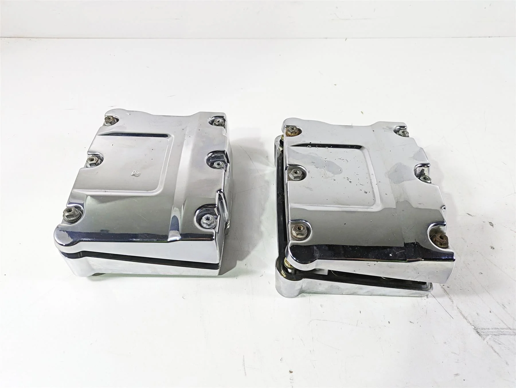 2003 Harley Dyna FXDL Low Rider 100TH Rocker Box Valve Cover Set 17571-99 - Image 2