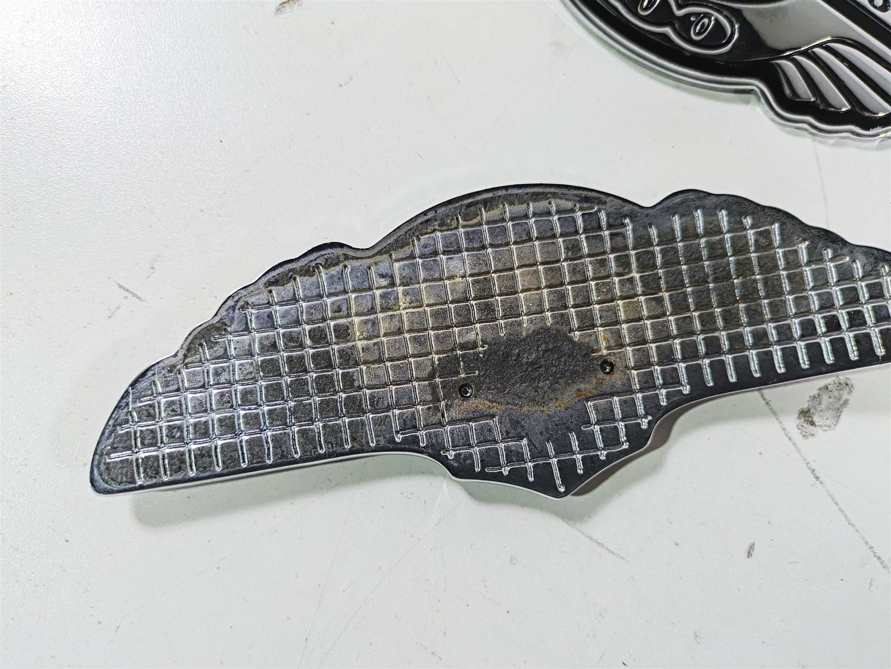 2003 Harley Dyna FXDL Low Rider 100TH Tank Emblems Badges 62230-03A 62231-03A - Image 8