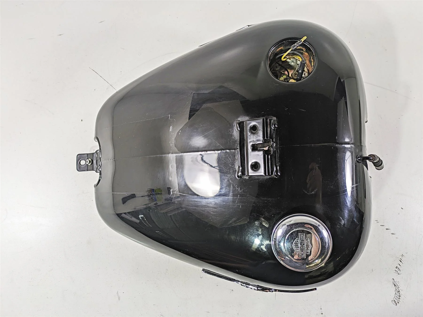 2003 Harley FLSTC Softail Heritage 100th Fuel Gas Petrol Tank 62180-00D - Image 12