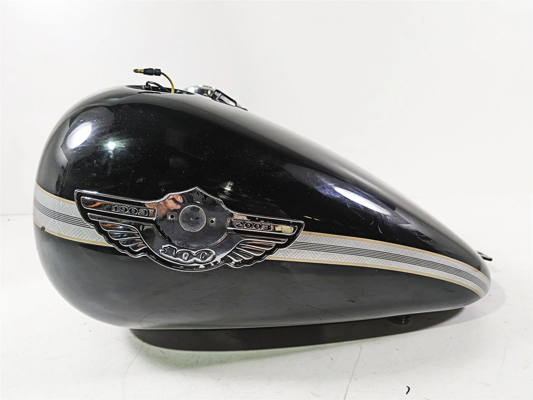 2003 Harley FLSTC Softail Heritage 100th Fuel Gas Petrol Tank 62180-00D - Image 3