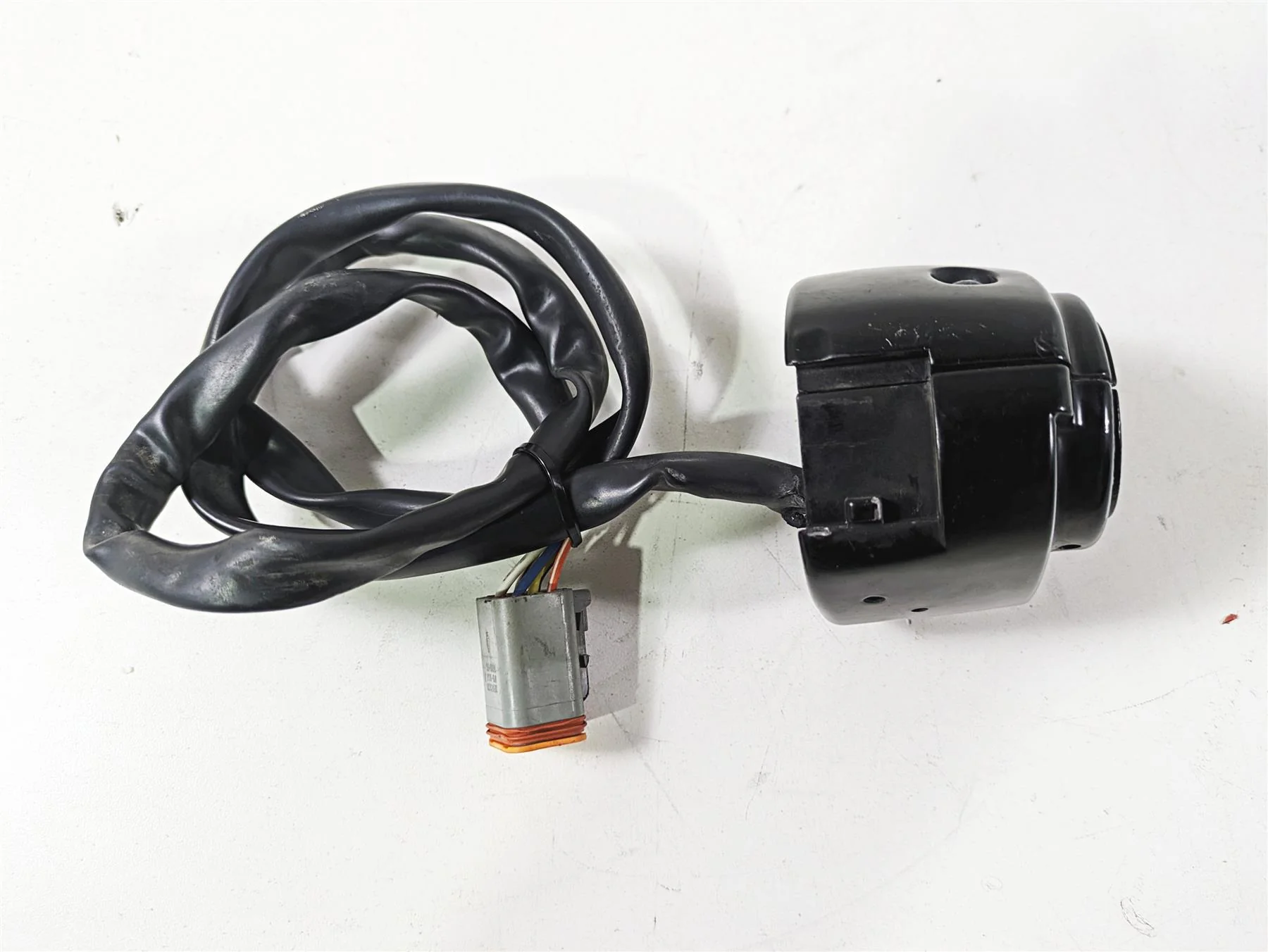 2003 Harley FLSTC Softail Heritage 100th Left Hand Control Switch 71682-06A - Image 6