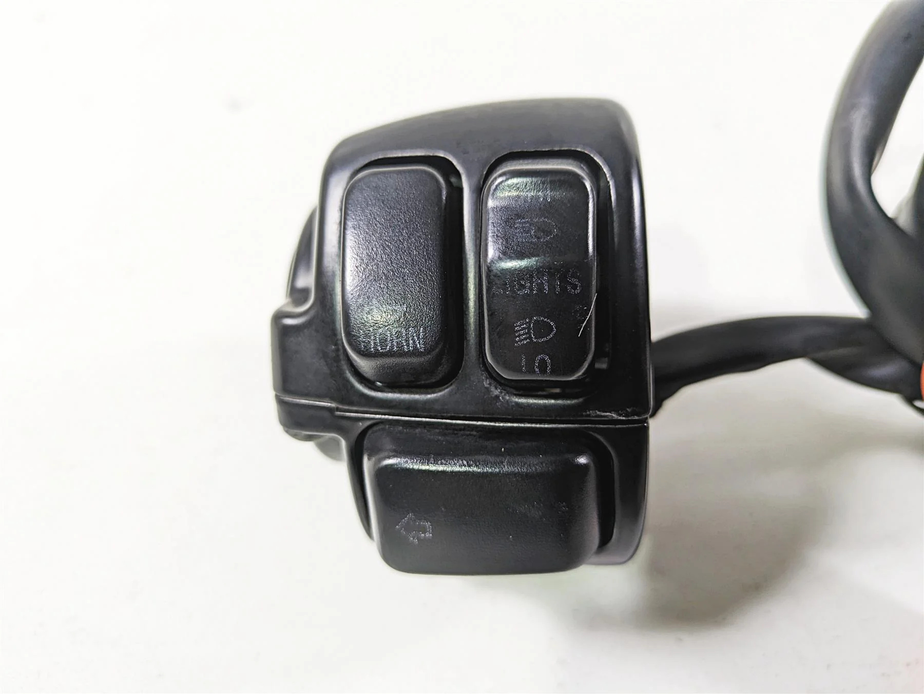 2003 Harley FLSTC Softail Heritage 100th Left Hand Control Switch 71682-06A - Image 8