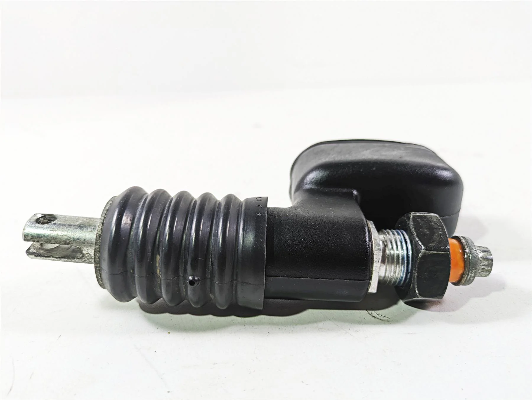 2003 Harley FLSTC Softail Heritage 100th Rear Brake Master Cylinder 41755-99F - Image 2
