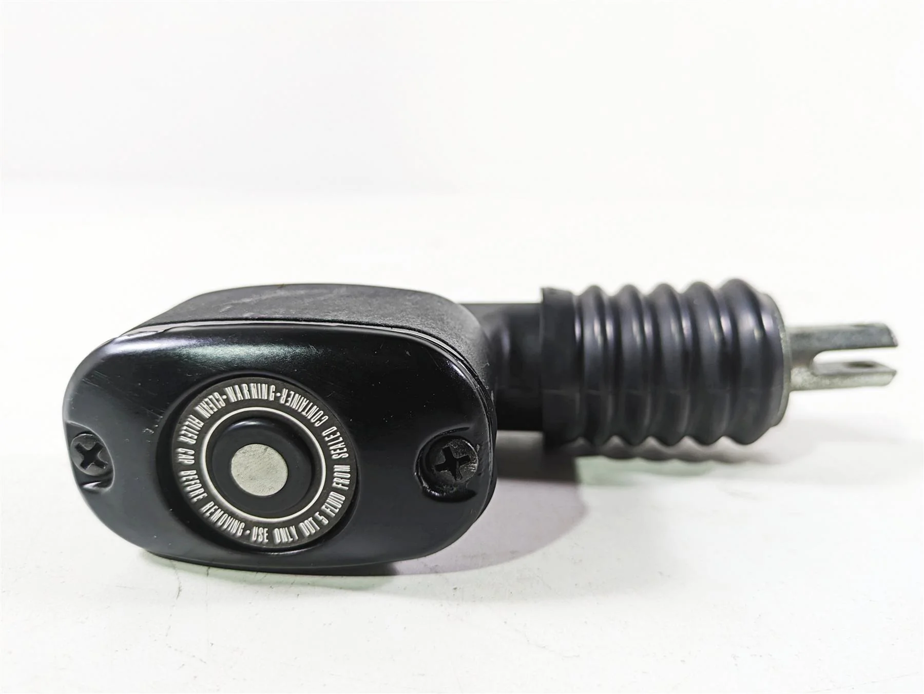 2003 Harley FLSTC Softail Heritage 100th Rear Brake Master Cylinder 41755-99F - Image 4