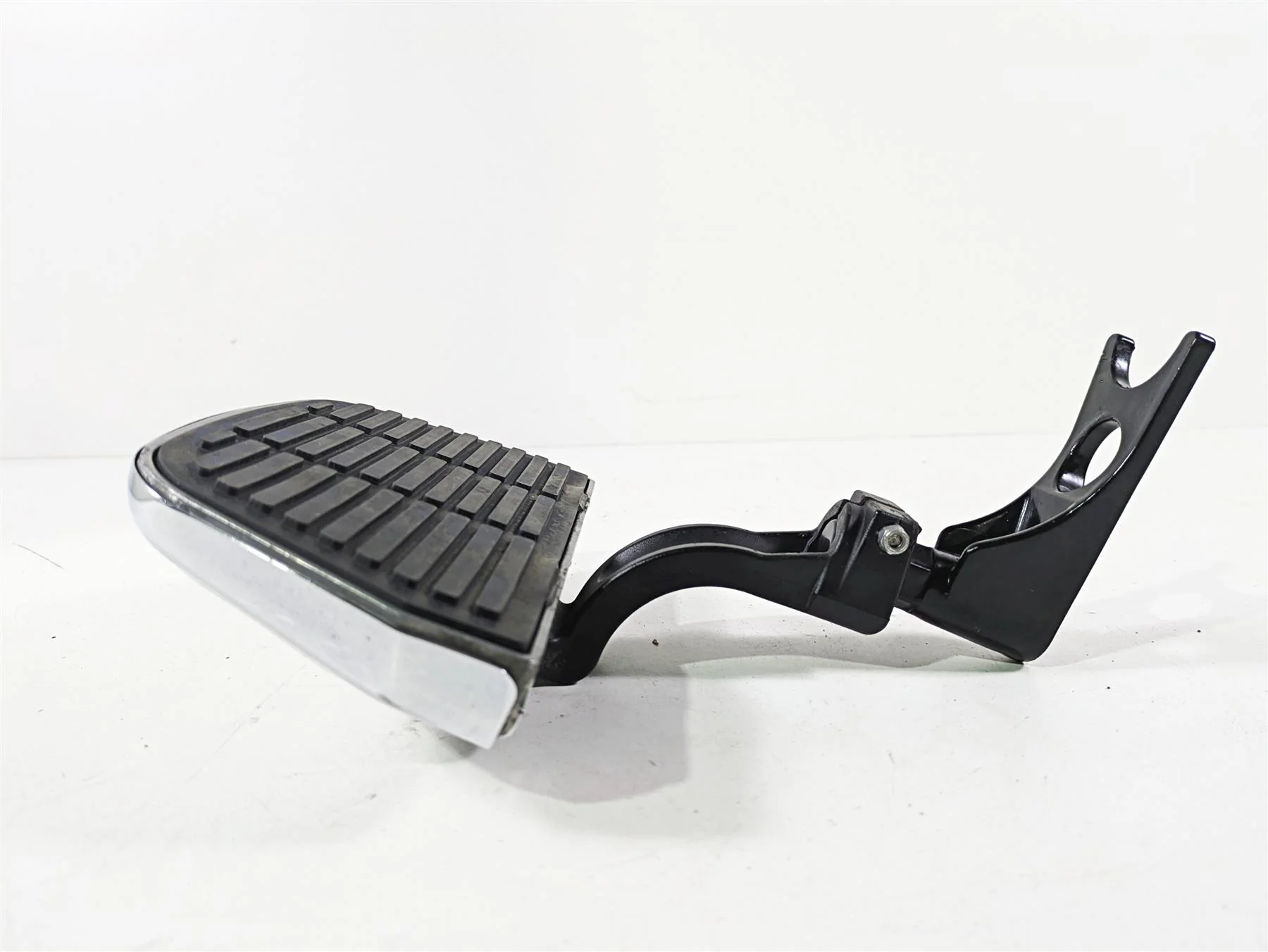 2003 Harley FLSTC Softail Heritage 100th Rear Floorboard Set & Adapter 50942-00 - Image 4