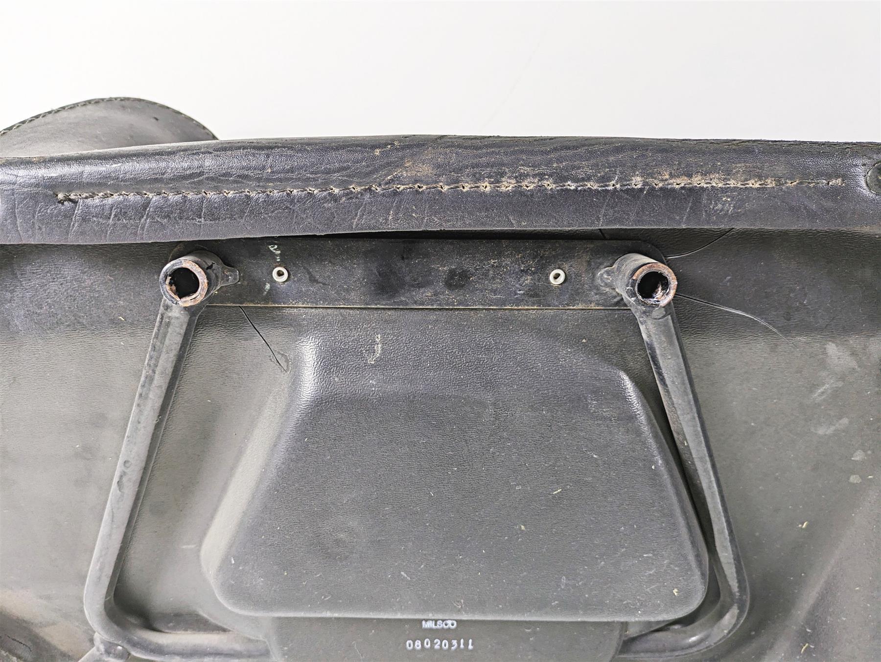 2003 Harley FLSTC Softail Heritage 100th Saddlebag & Mount Set 90476-00 90477-00 - Image 8