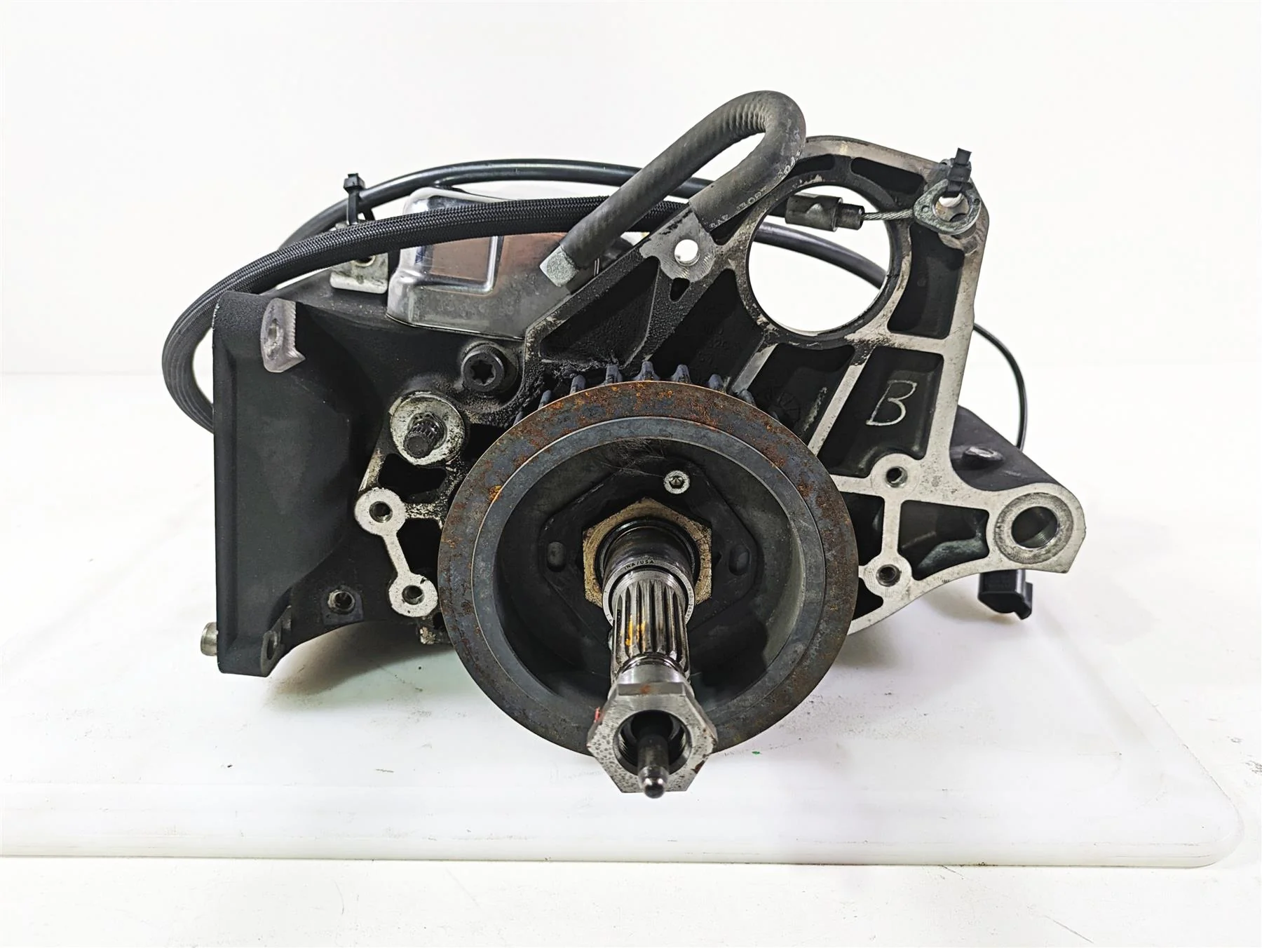 2003 Harley FLSTC Softail Heritage 100th Transmission Gear Box 5 Sp 22K 33006-03 - Image 2