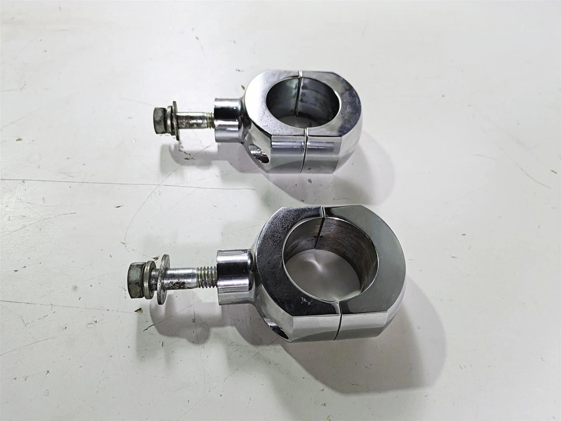 2003 Harley Softail FXSTDI Deuce 100th Aftermarket 2" Handlebar Riser Set - Image 3