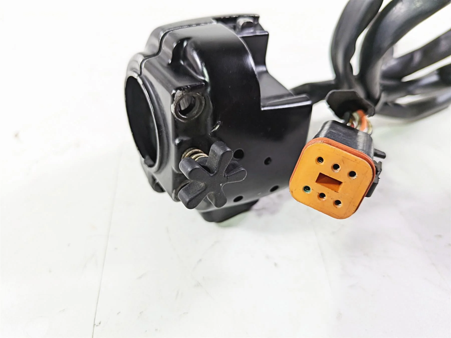 2003 Harley Softail FXSTDI Deuce 100th Right Hand Control Switch -Read 71684-06A - Image 7