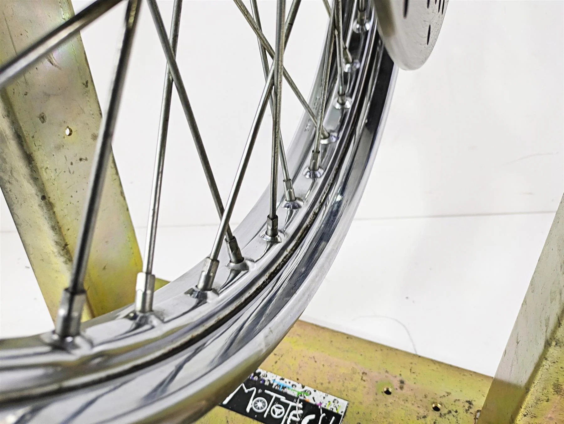 2003 Harley Softail FXSTDI Deuce 100th Straight 21x2.15 Front Wheel 43662-80B - Image 11