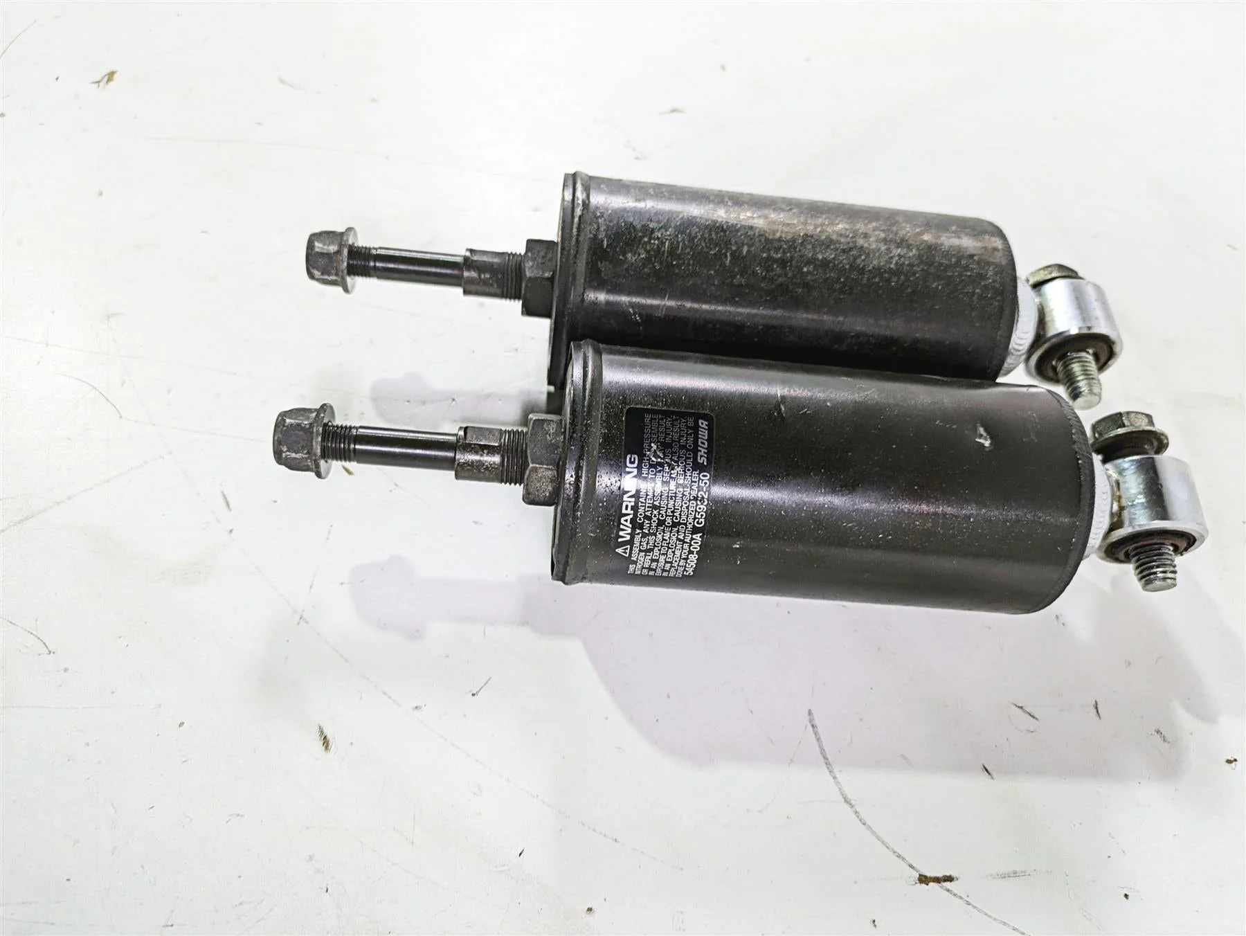 2003 Harley Softail FXSTDI Deuce 100th Straight Rear Showa Shock Set 54508-00A - Image 2
