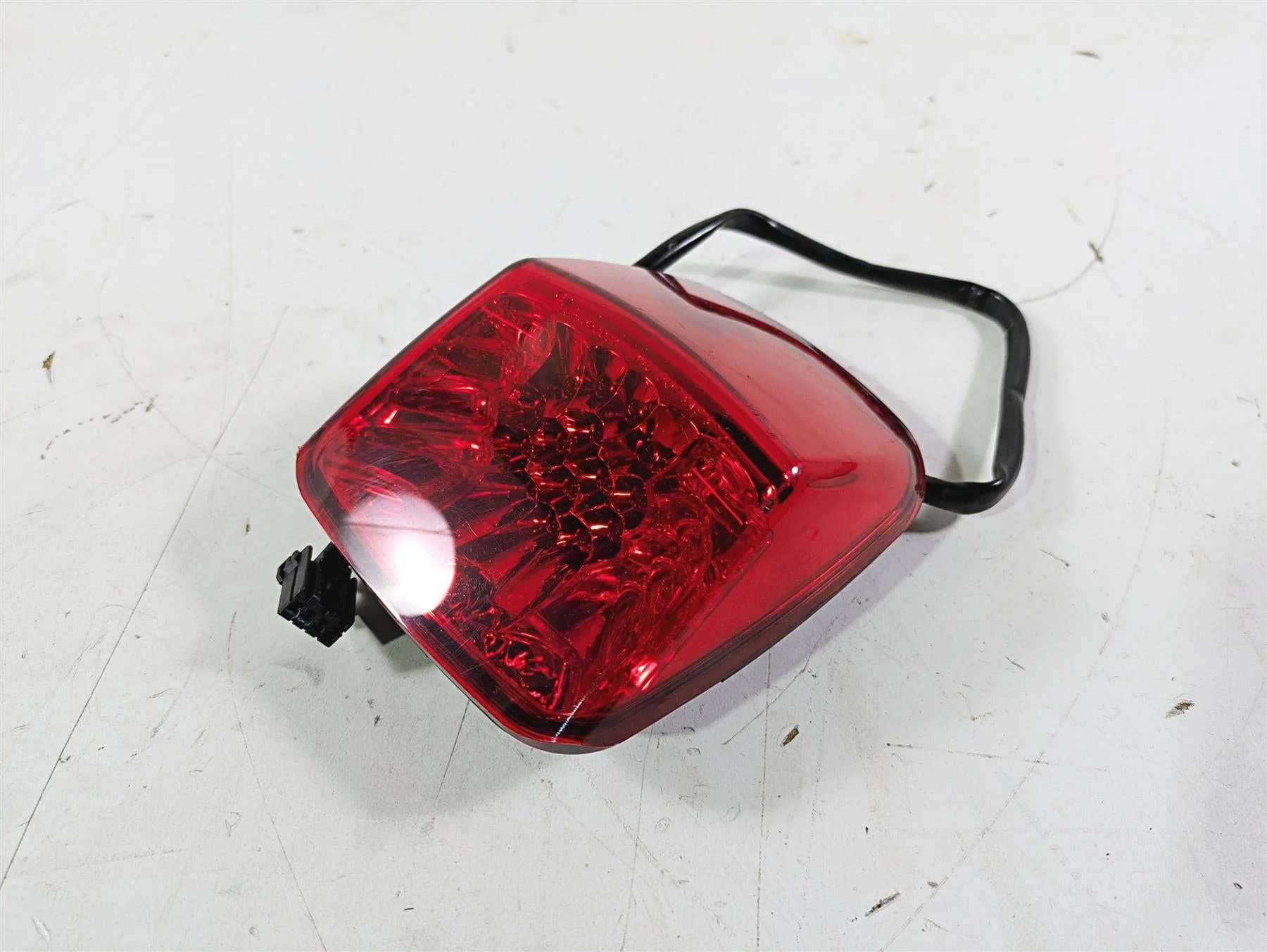 2003 Harley Softail FXSTDI Deuce 100th Taillight Tail Light & Wiring 68354-00A - Image 12
