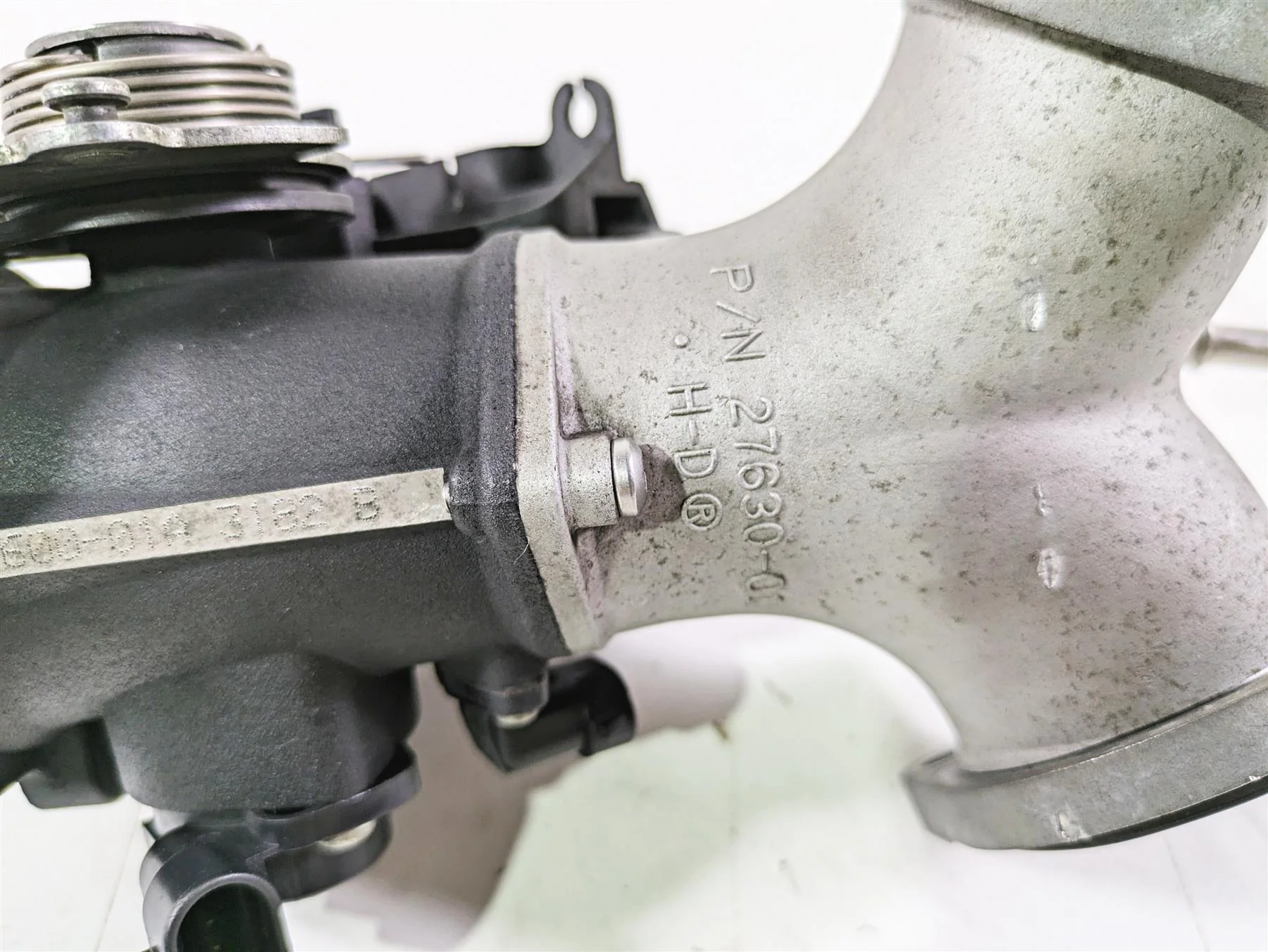 2003 Harley Softail FXSTDI Deuce 100th Throttle Body Fuel Injection 27600-01A - Image 9
