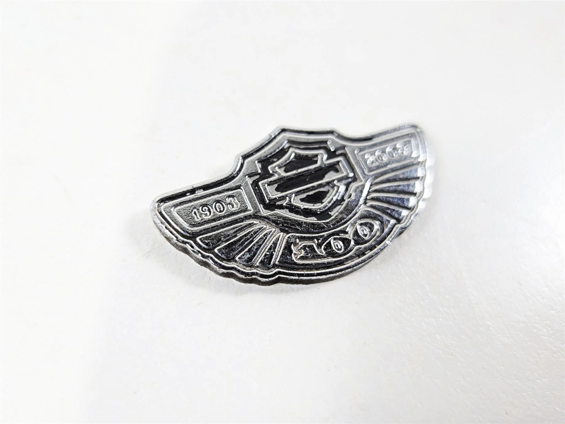 2003 Harley Sportster XL1200 100Th Anniversary Engine Motor Emblem - Image 9