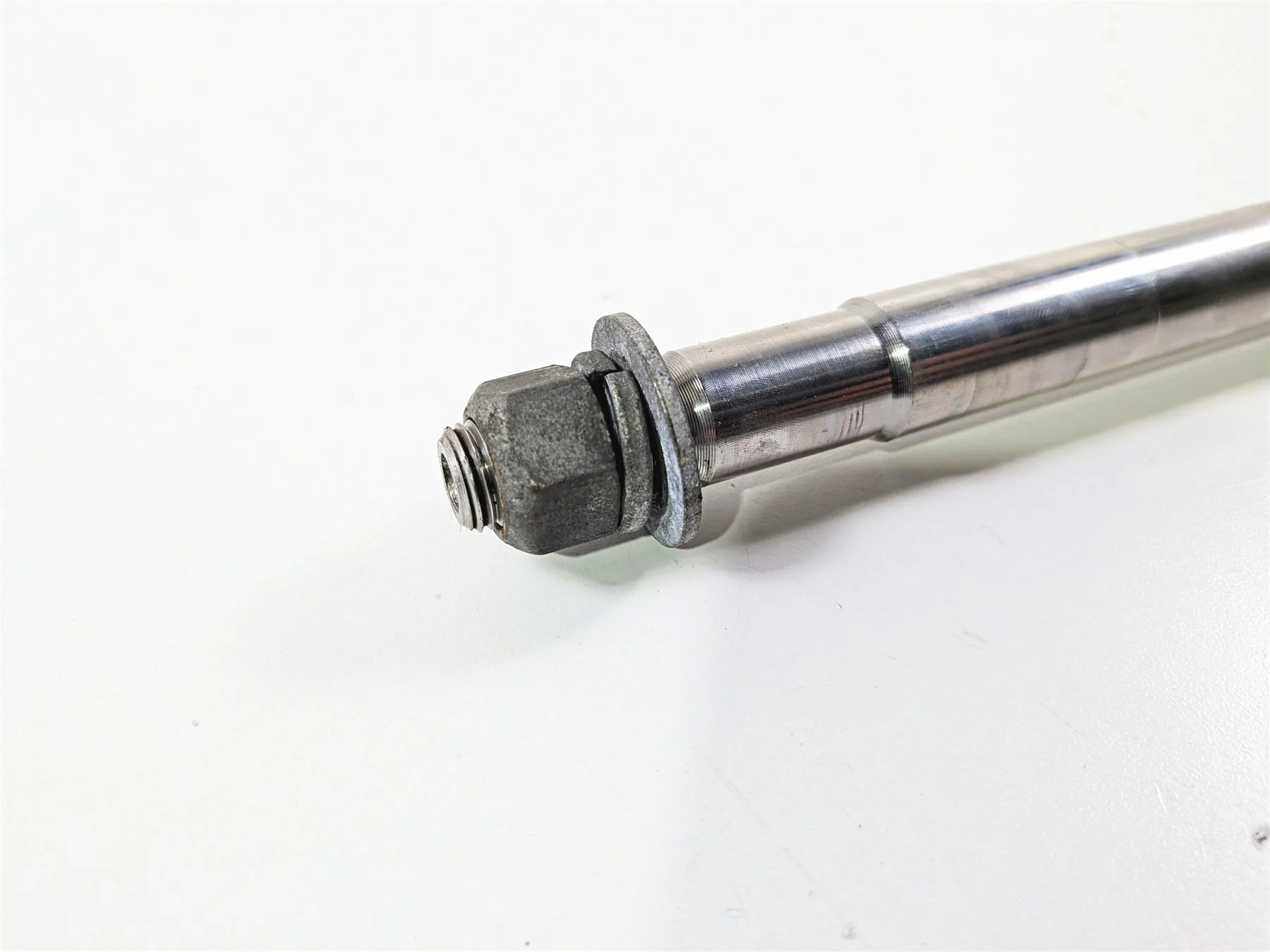 2003 Harley Sportster XL1200 Front Axle Wheel Spindle 43895-00 - Image 7