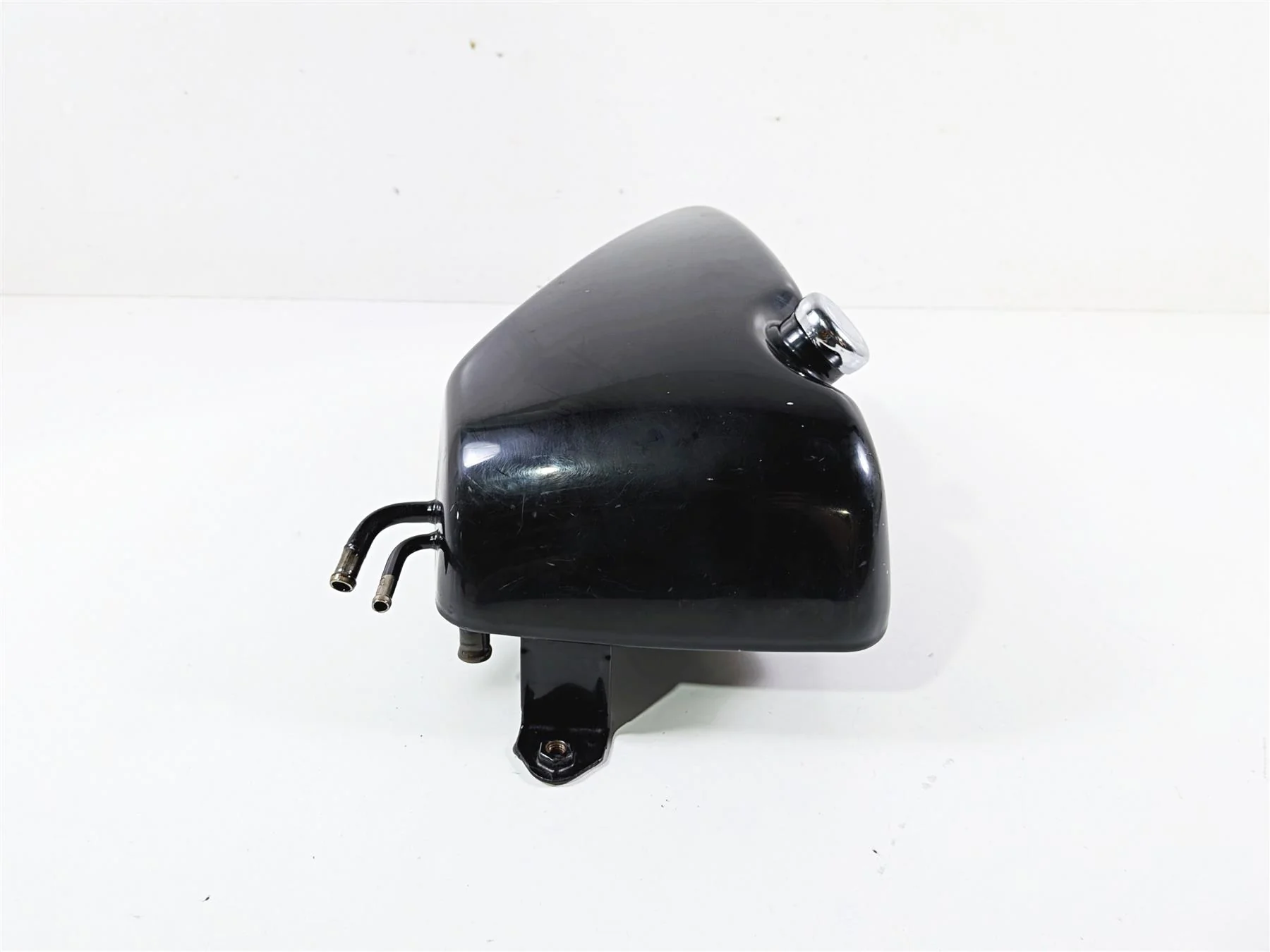 2003 Harley Sportster XL1200 Oil Tank Reservoir & Dipstick 62888-99 - Image 5