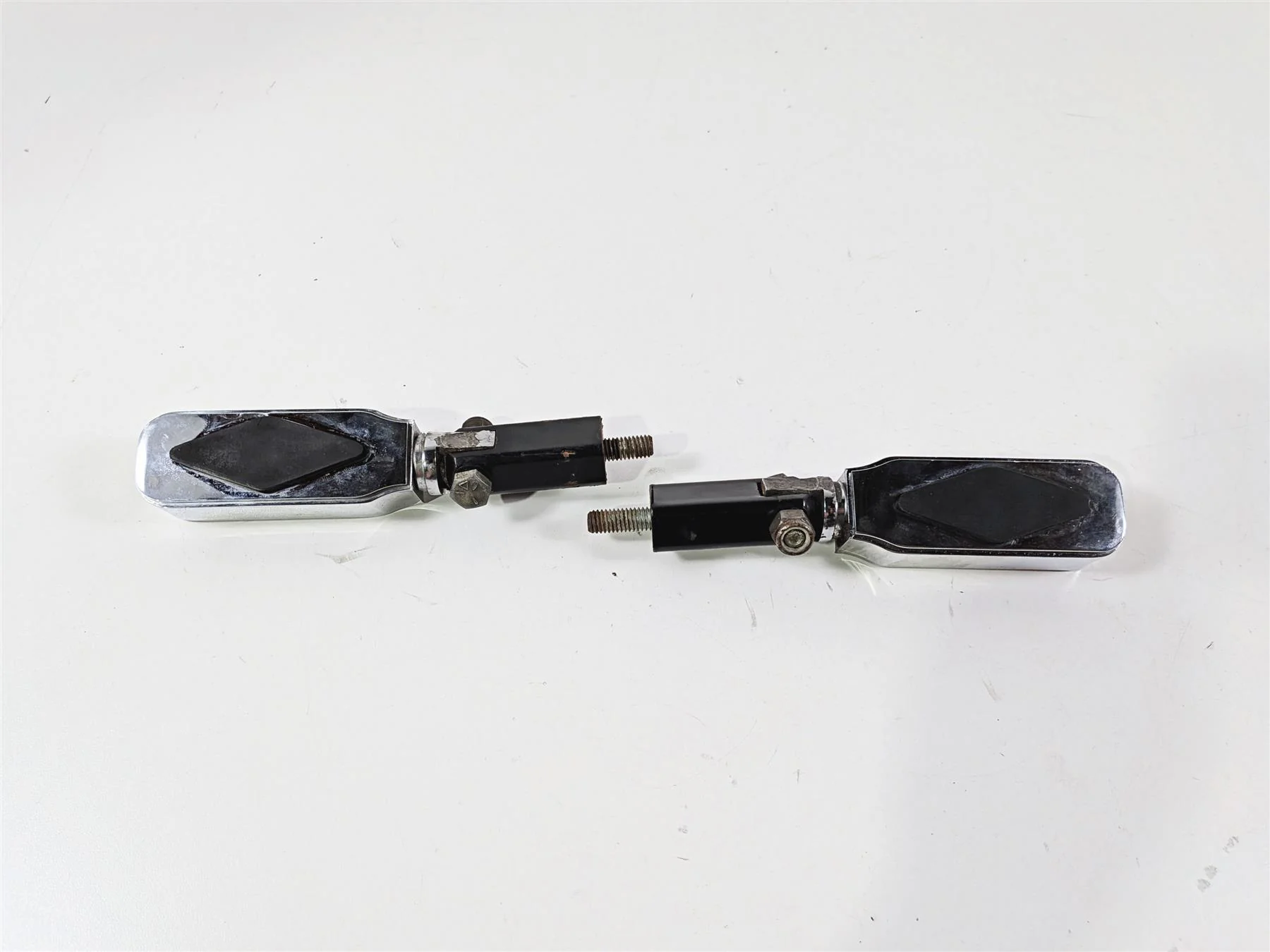2003 Harley Sportster XL1200 Rear Passenger Foot Peg Set 50615-83 - Image 6