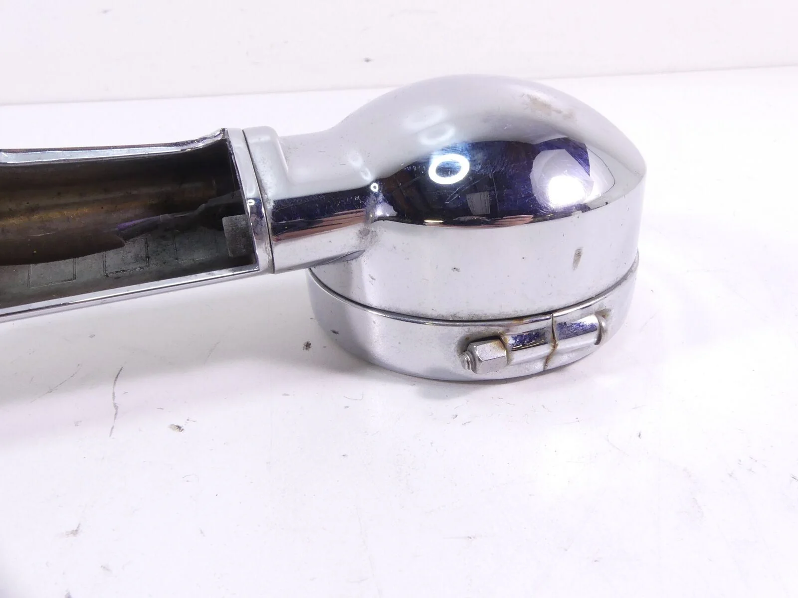 2003 Harley Touring FLHTCI Electra Glide Rear Blinker Bar Assembly 68145-98 - Image 6