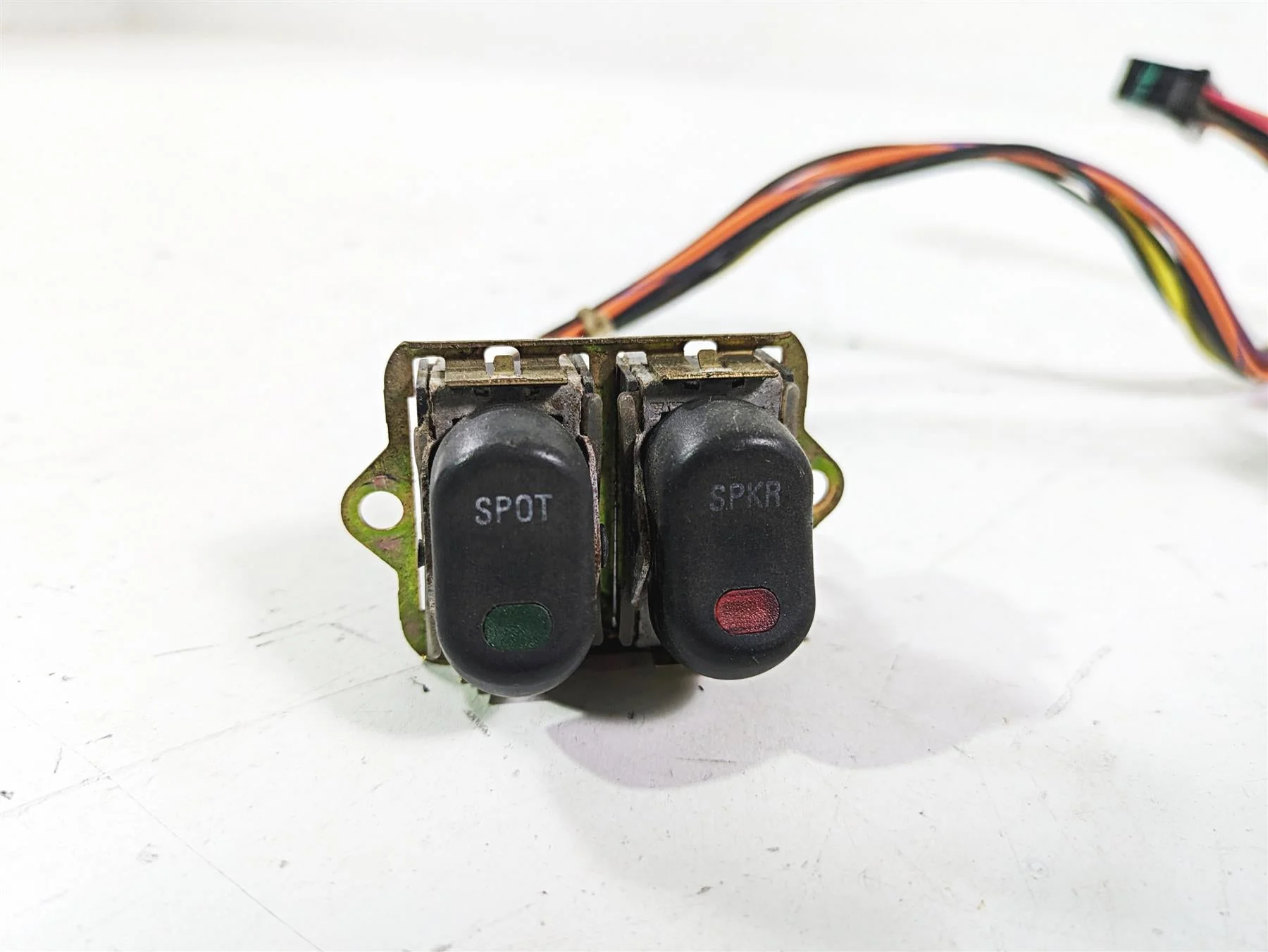 2003 Harley Touring FLHTCUI 100TH E-Glide Auxiliary Switch Set Cruise 70271-98 - Image 10