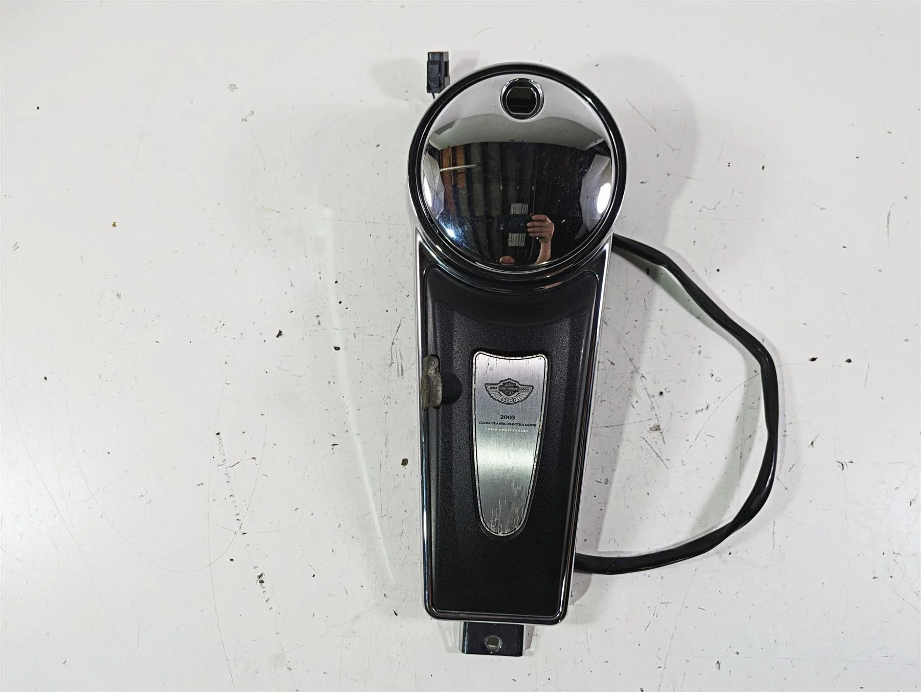 2003 Harley Touring FLHTCUI 100TH E-Glide Fuel Tank Dash Cover 61270-98 - Image 2
