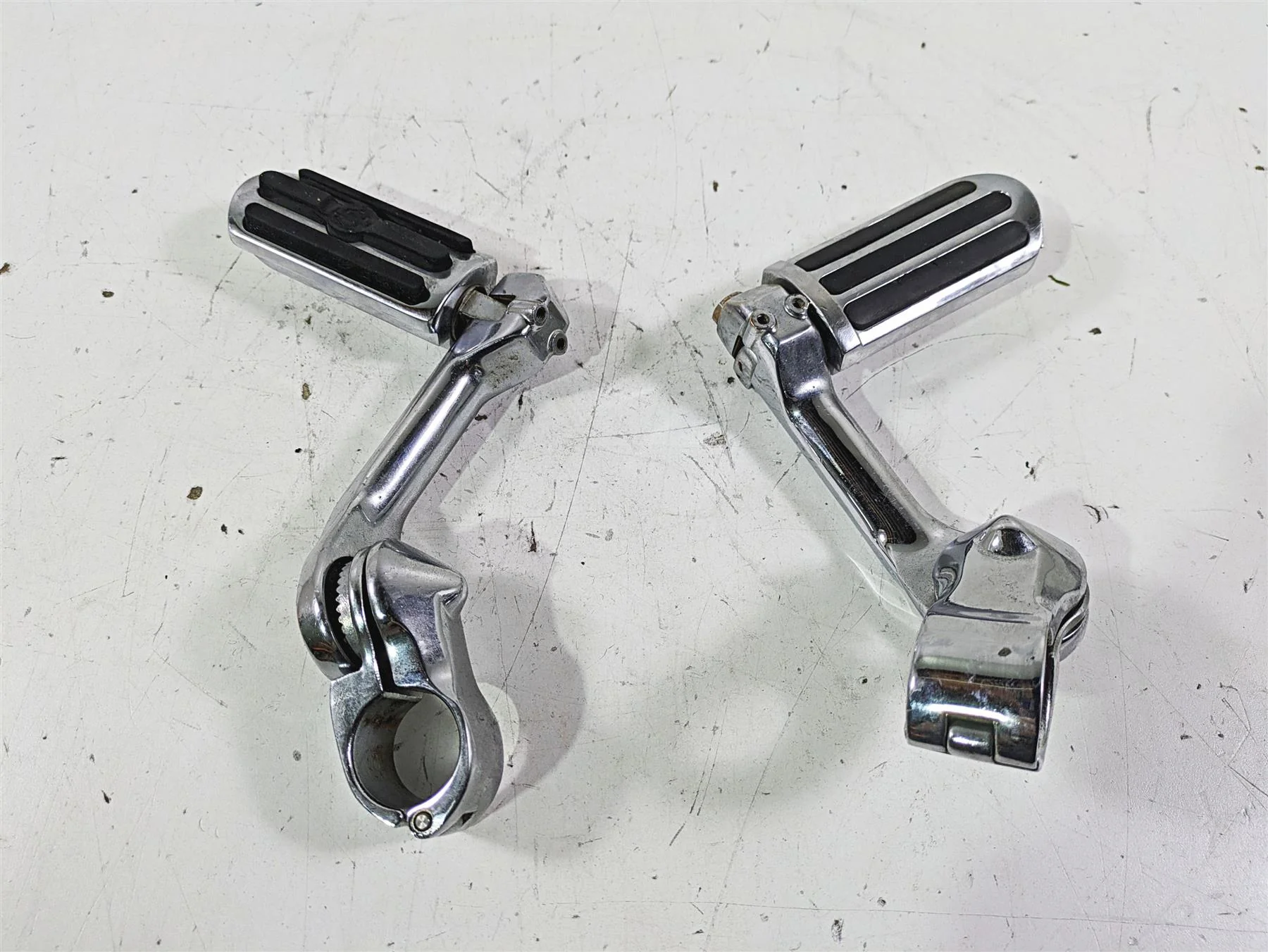 2003 Harley Touring FLHTCUI 100TH E-Glide Highway Foot Peg Set 50829-07A - Image 3