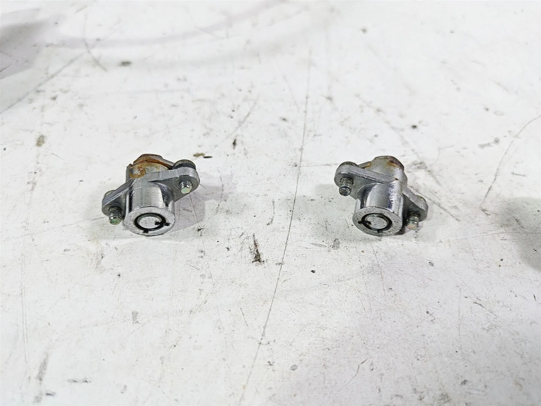 2003 Harley Touring FLHTCUI 100TH E-Glide Ignition Switch Key Lock Set 71640-99 - Image 8