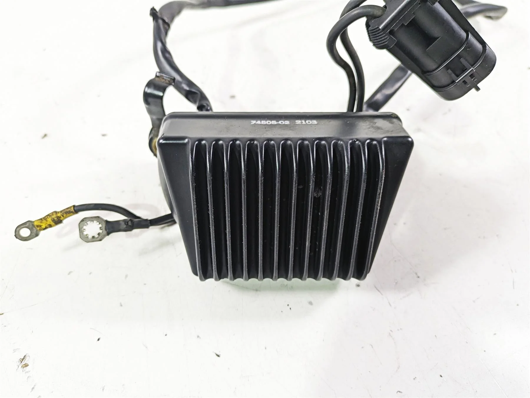 2003 Harley Touring FLHTCUI 100TH E-Glide Rectifier Volt Regulator Read 74505-02 - Image 6