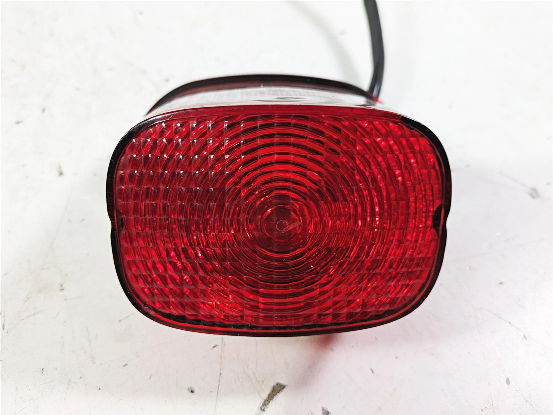 2003 Harley Touring FLHTCUI 100TH E-Glide Taillight & Wiring - Read 68713-94 - Image 11