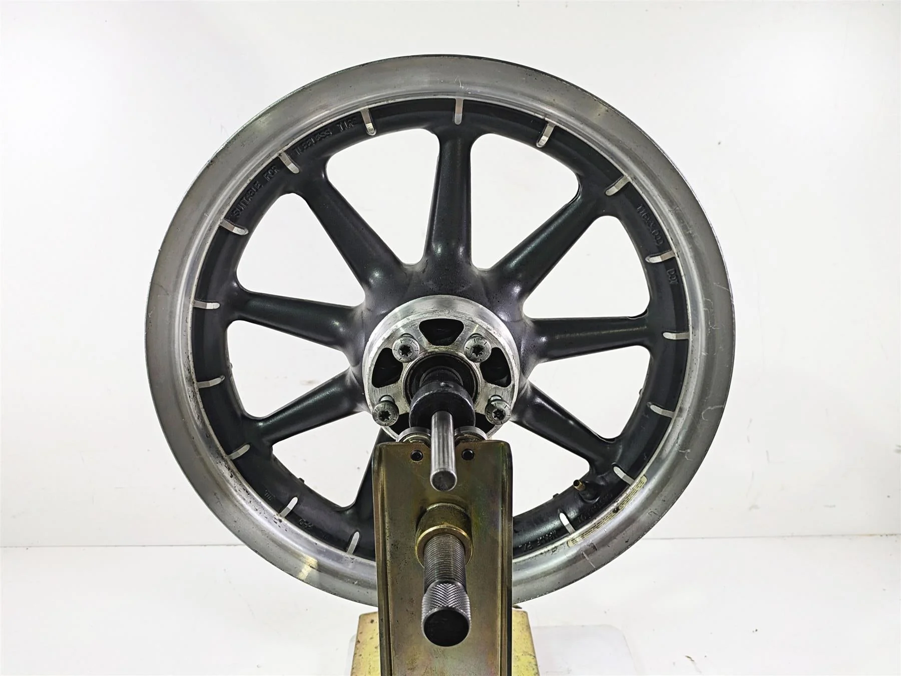 2003 Harley Touring FLHTCUI E-Glide 100th 16x3 Rear Wheel Cast 43402-00B - Image 5