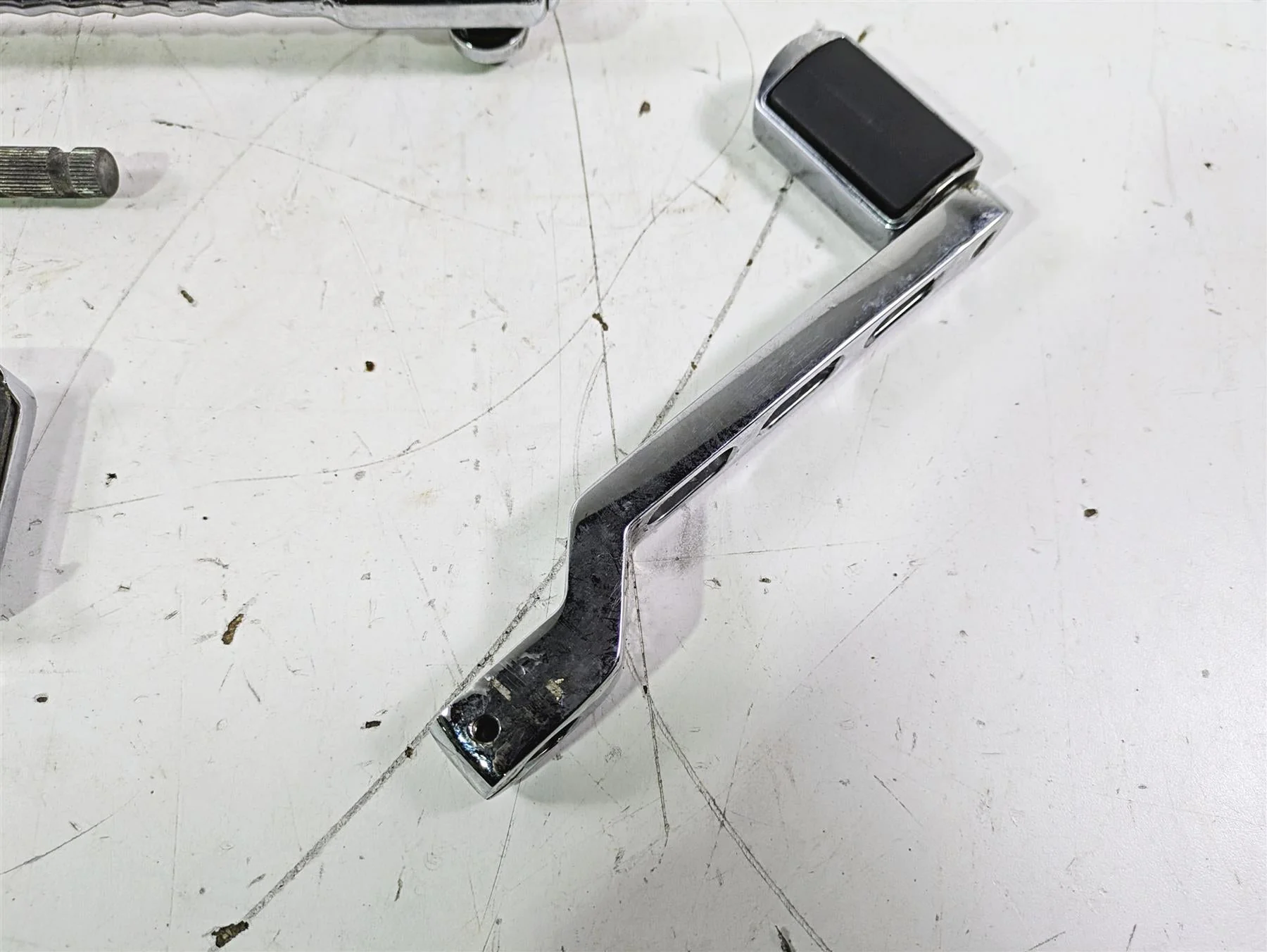 2003 Harley Touring FLHTCUI E-Glide 100th Billet Shift Lever & Links 33600001 - Image 10