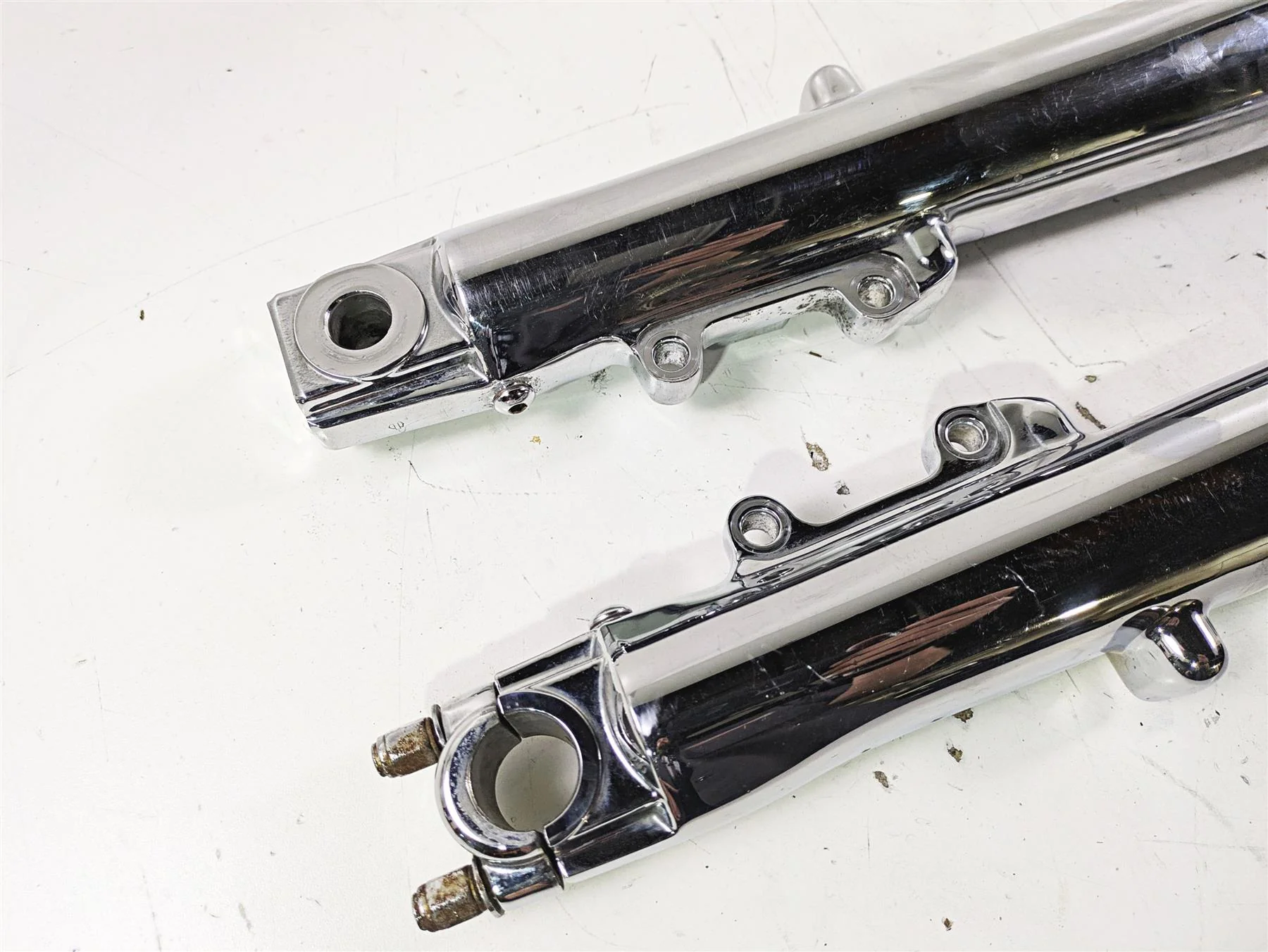 2003 Harley Touring FLHTCUI E-Glide 100th Chrome Front Fork Legs 41mm 46495-02A - Image 9