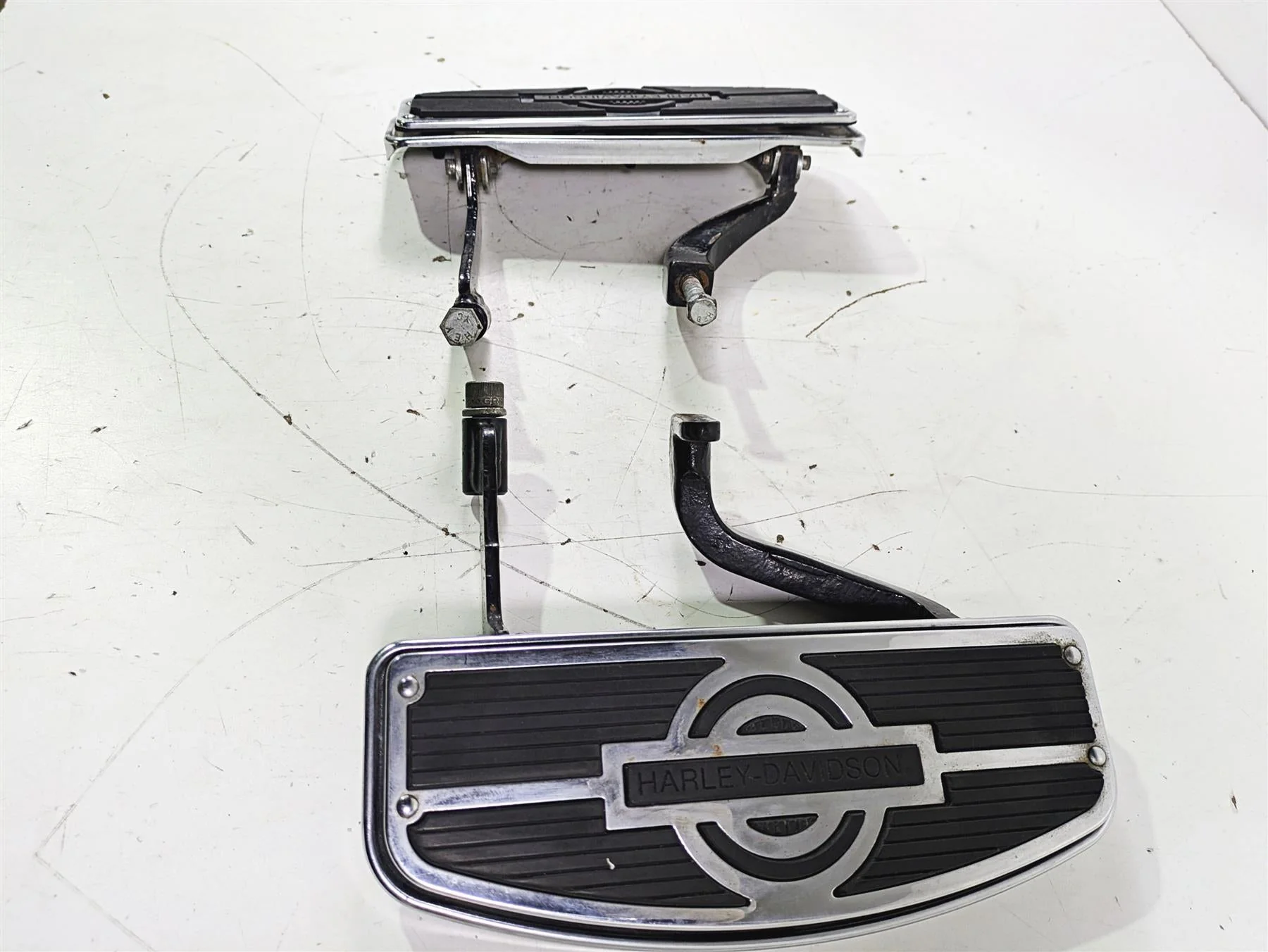 2003 Harley Touring FLHTCUI E-Glide 100th Front Nostalgic Floorboards 50622-83C - Image 3