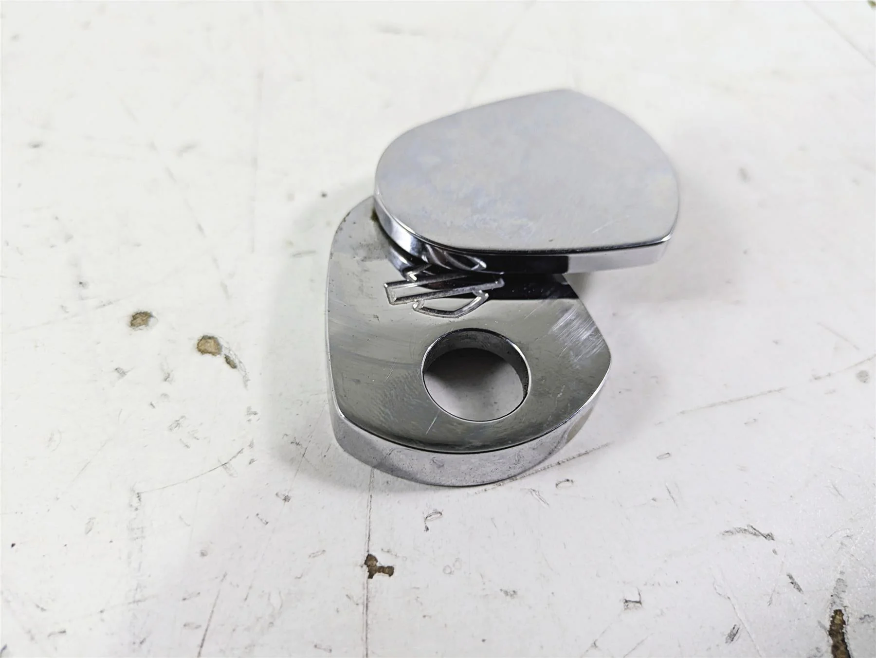 2003 Harley Touring FLHTCUI E-Glide 100th Ignition Switch Lock Cover 71663-99 - Image 8
