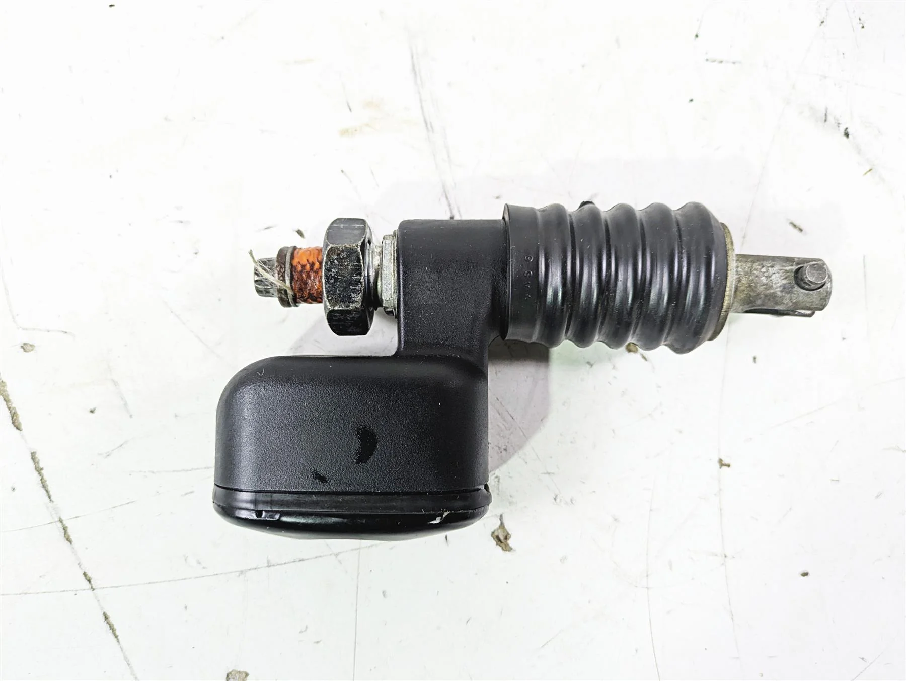 2003 Harley Touring FLHTCUI E-Glide 100th Rear Brake Master Cylinder 41755-99F - Image 6