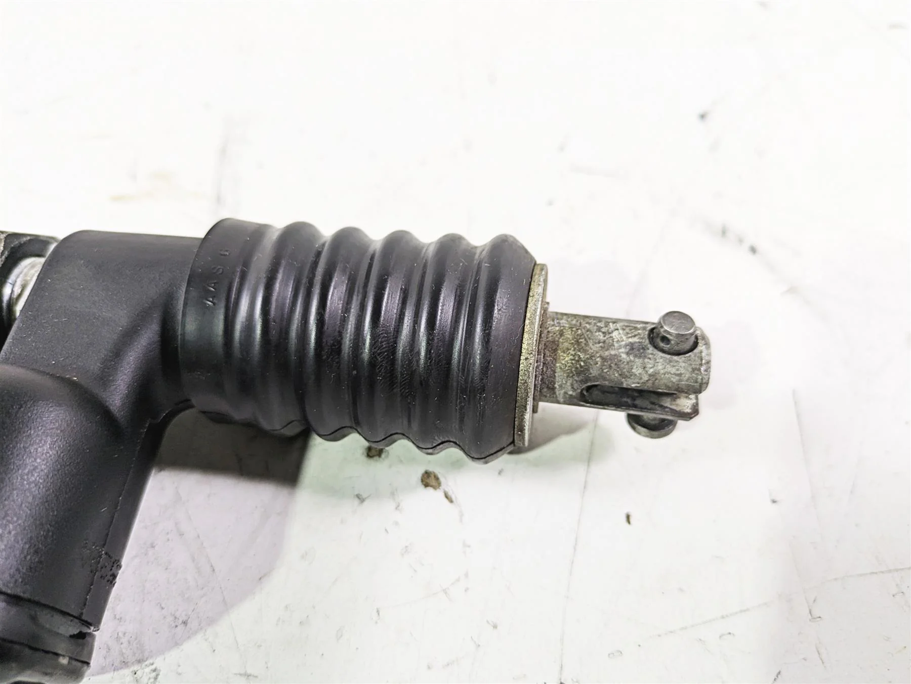 2003 Harley Touring FLHTCUI E-Glide 100th Rear Brake Master Cylinder 41755-99F - Image 8