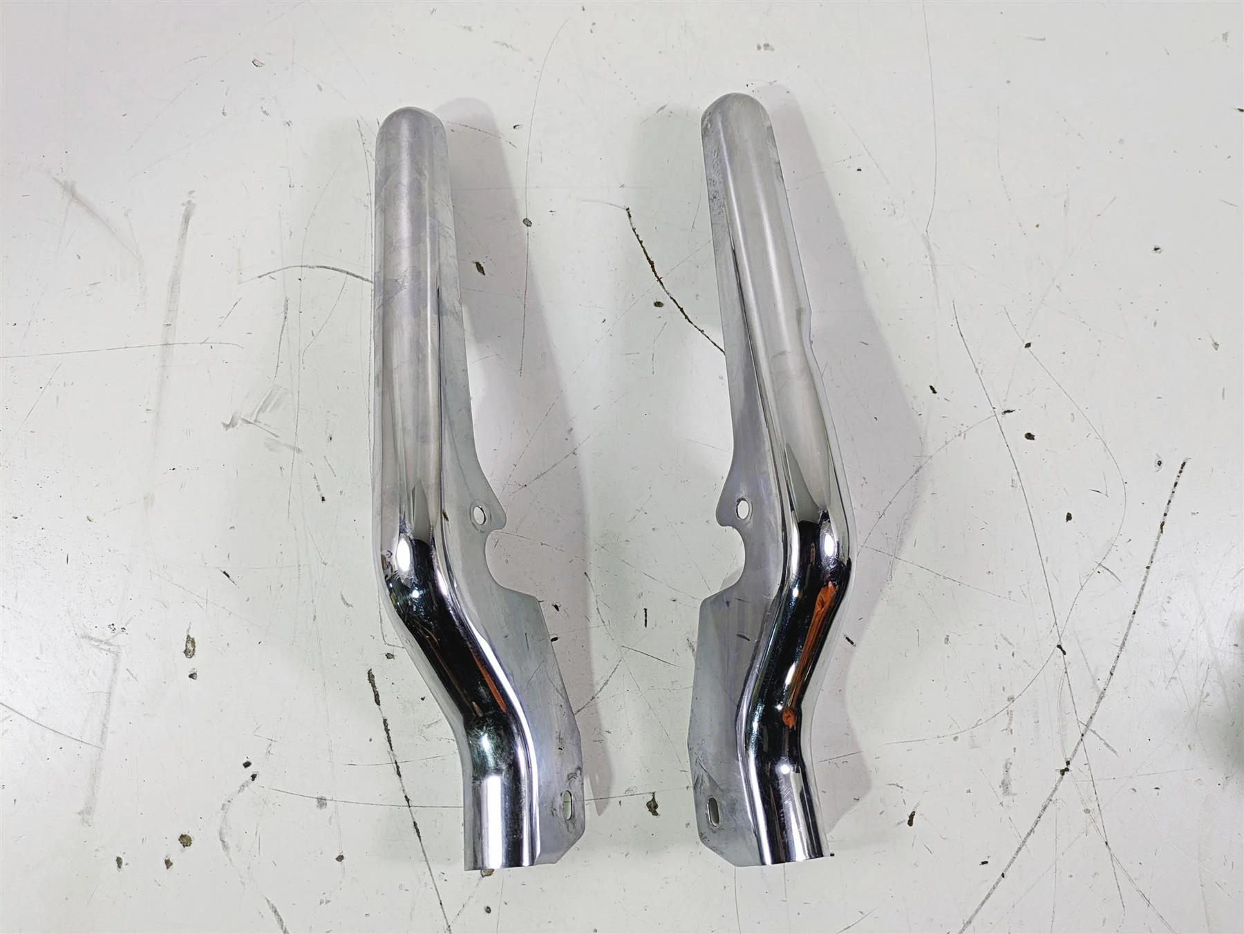 2003 Harley Touring FLHTCUI E-Glide 100th Rear Frame Chrome Struts 47502-97 - Image 5