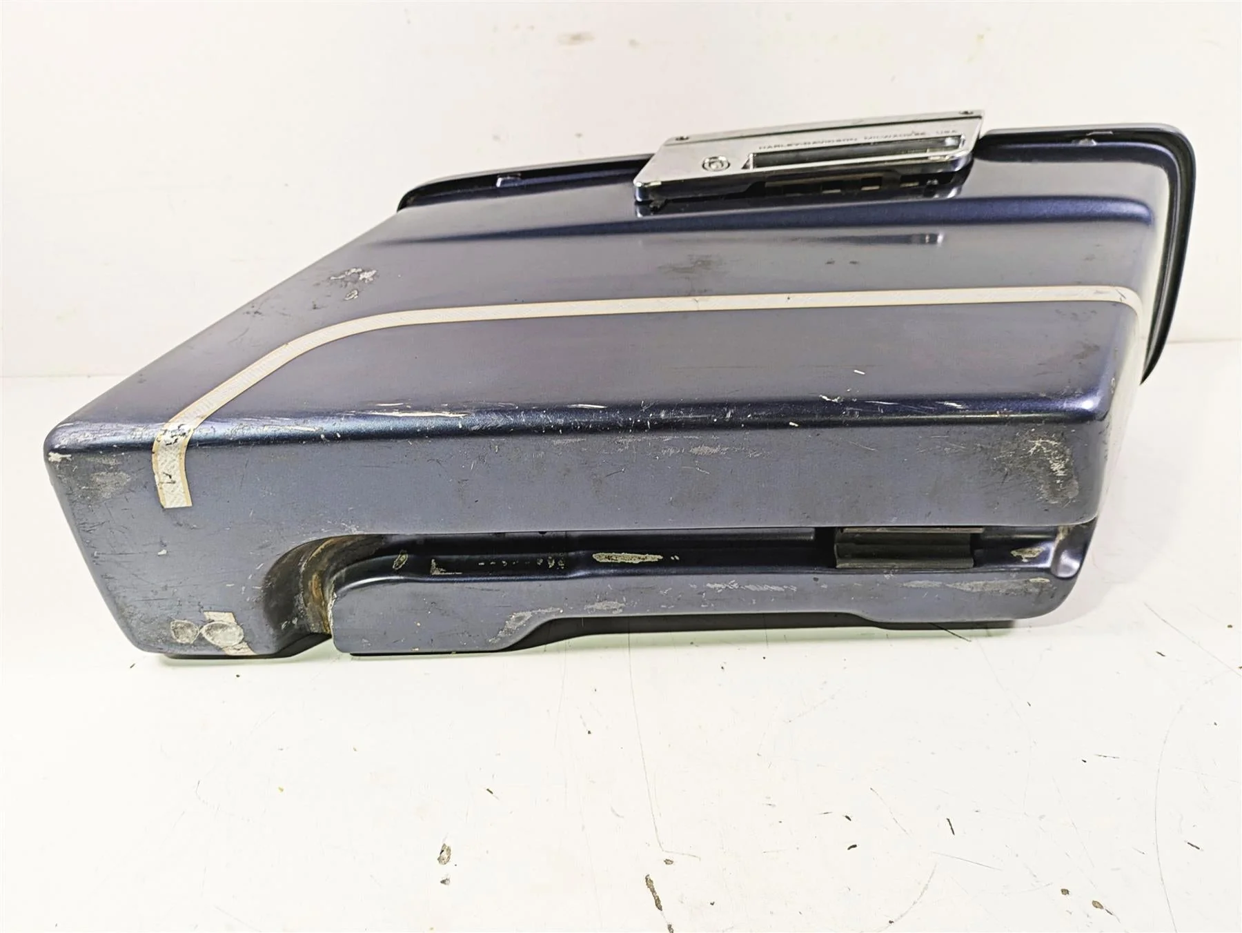 2003 Harley Touring FLHTCUI E-Glide 100th Right Saddle Bag Saddlebag 90752-93 - Image 9