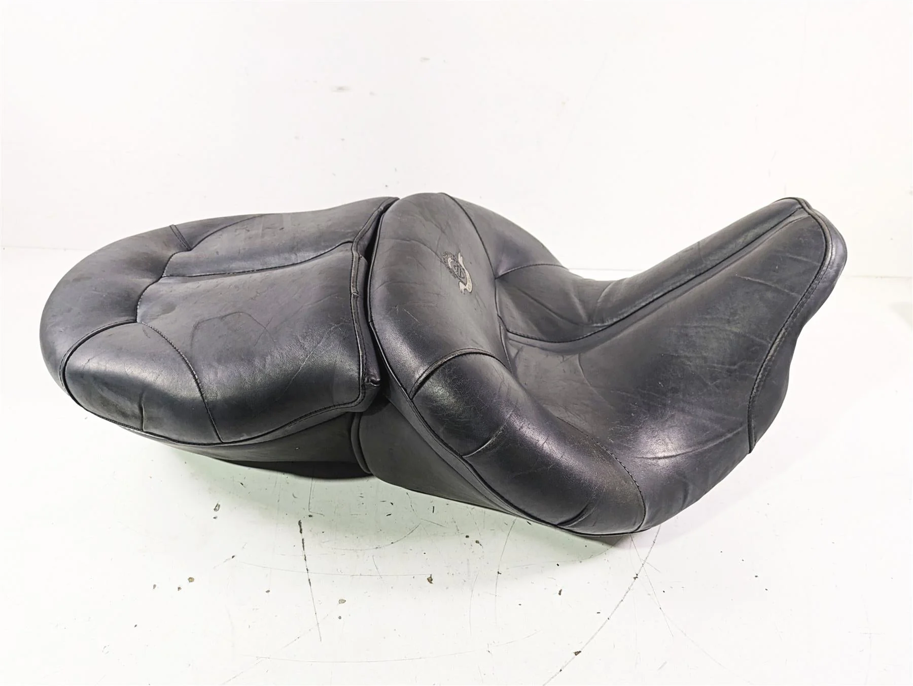 2003 Harley Touring FLHTCUI E-Glide 100th Road Zeppelin Air Seat 52333-97E
