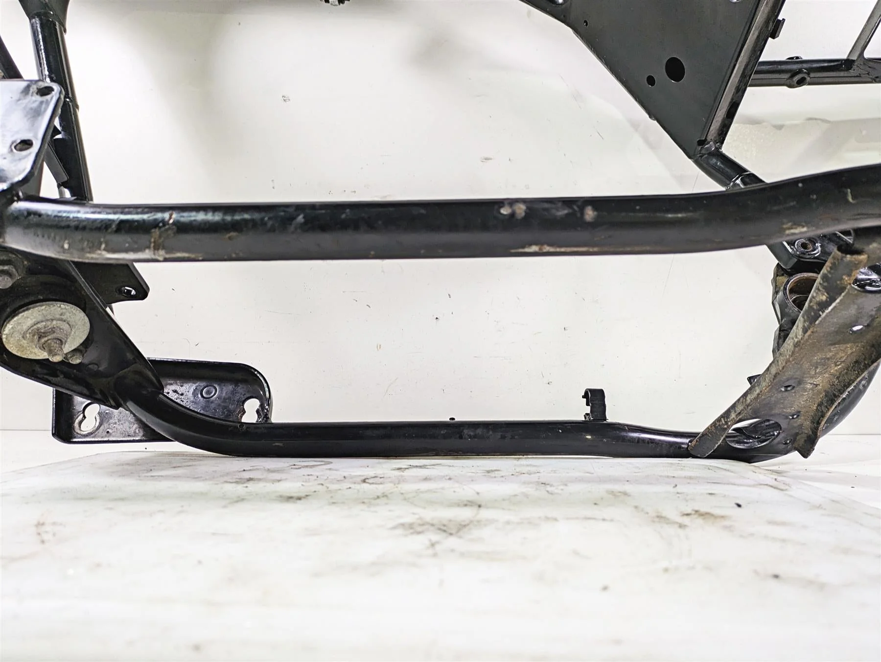 2003 Harley Touring FLHTCUI E-Glide 100th Straight Main Frame Chassis With Salvage Louisiana Title 47900-02A - Image 12