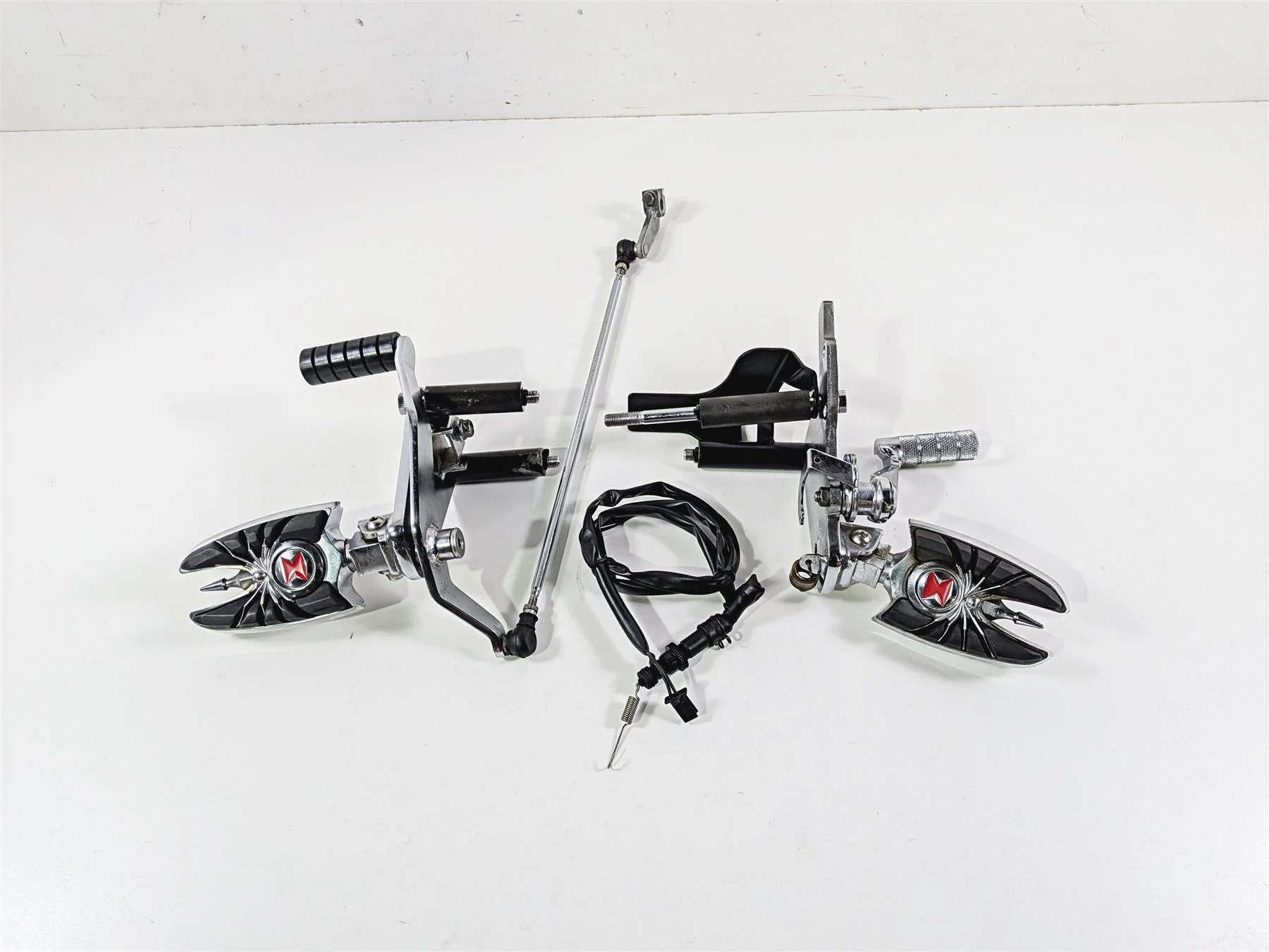 2003 Honda V-Twin VTX1800 C Front Foot Peg Shifter Brake Pedal Set 50615-MCH-C10