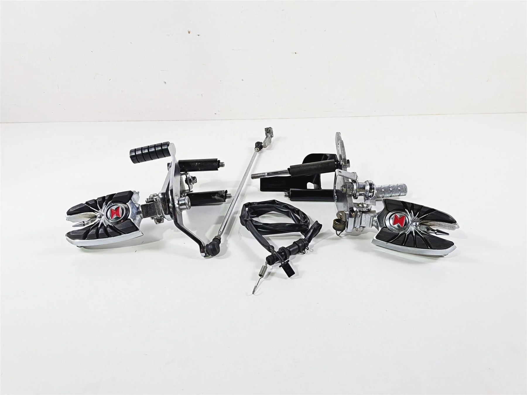 2003 Honda V-Twin VTX1800 C Front Foot Peg Shifter Brake Pedal Set 50615-MCH-C10 - Image 2