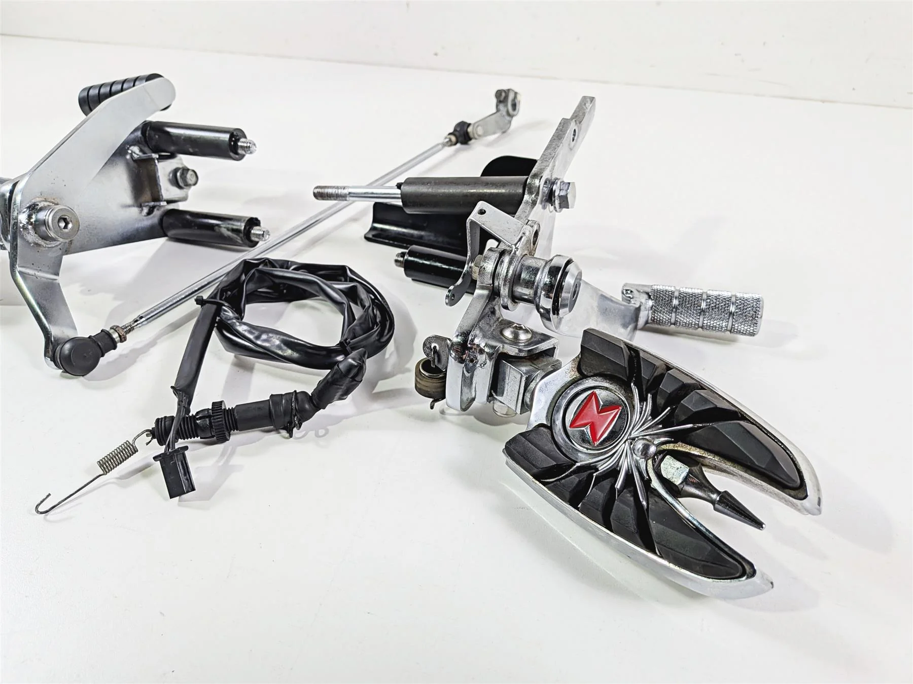 2003 Honda V-Twin VTX1800 C Front Foot Peg Shifter Brake Pedal Set 50615-MCH-C10 - Image 4