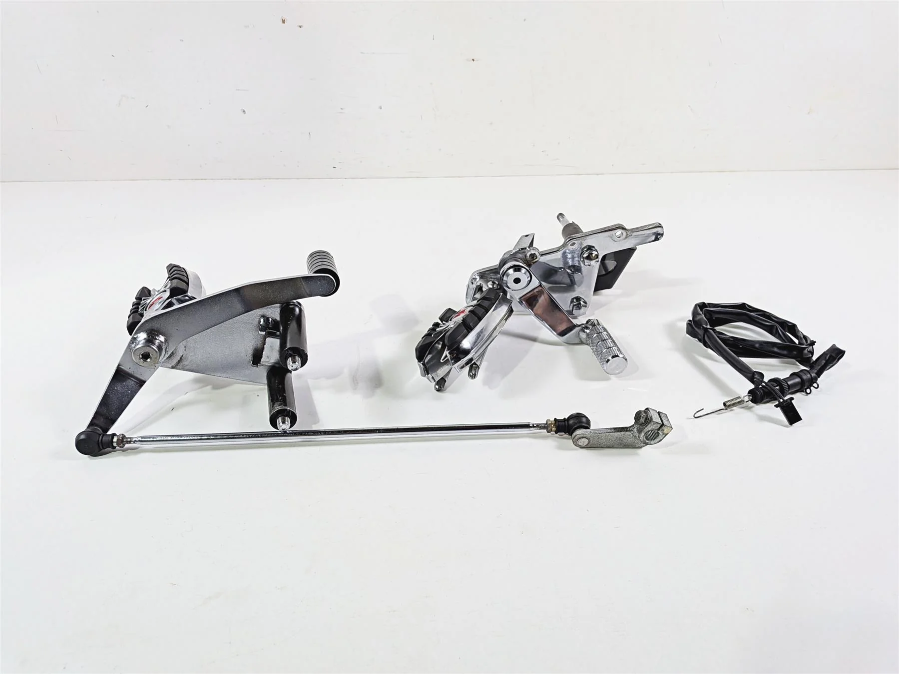 2003 Honda V-Twin VTX1800 C Front Foot Peg Shifter Brake Pedal Set 50615-MCH-C10 - Image 7