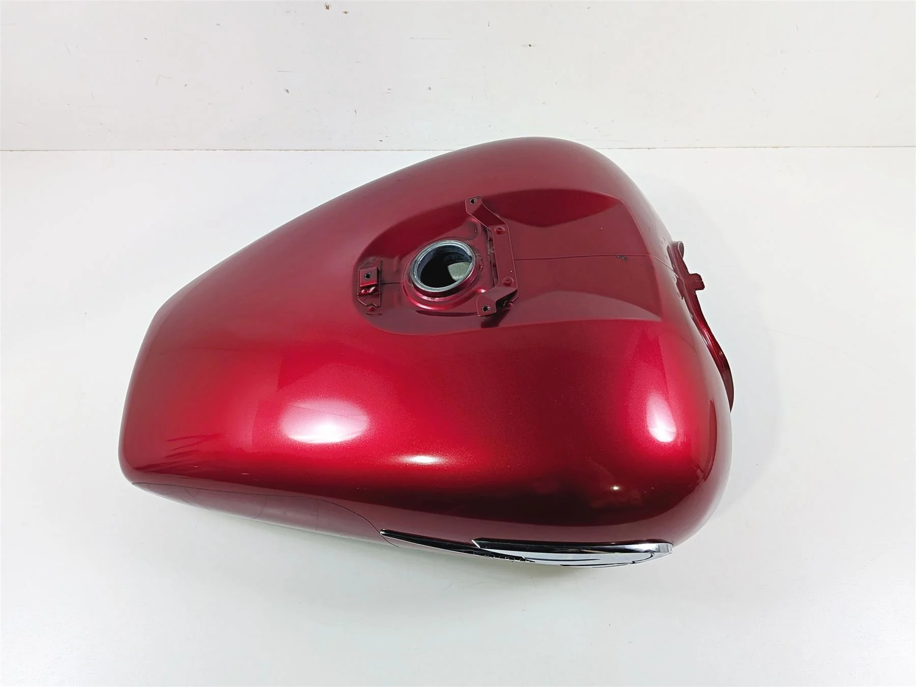 2003 Honda V-Twin VTX1800 C Fuel Gas Tank Durango Red - No Dent 17520-MCH-670 - Image 12