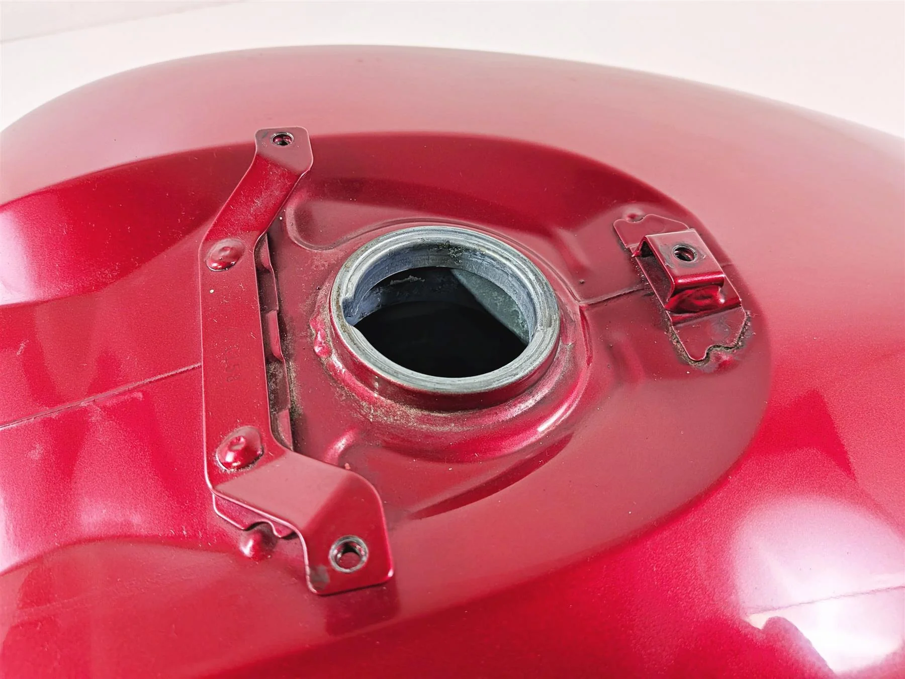 2003 Honda V-Twin VTX1800 C Fuel Gas Tank Durango Red - No Dent 17520-MCH-670 - Image 9