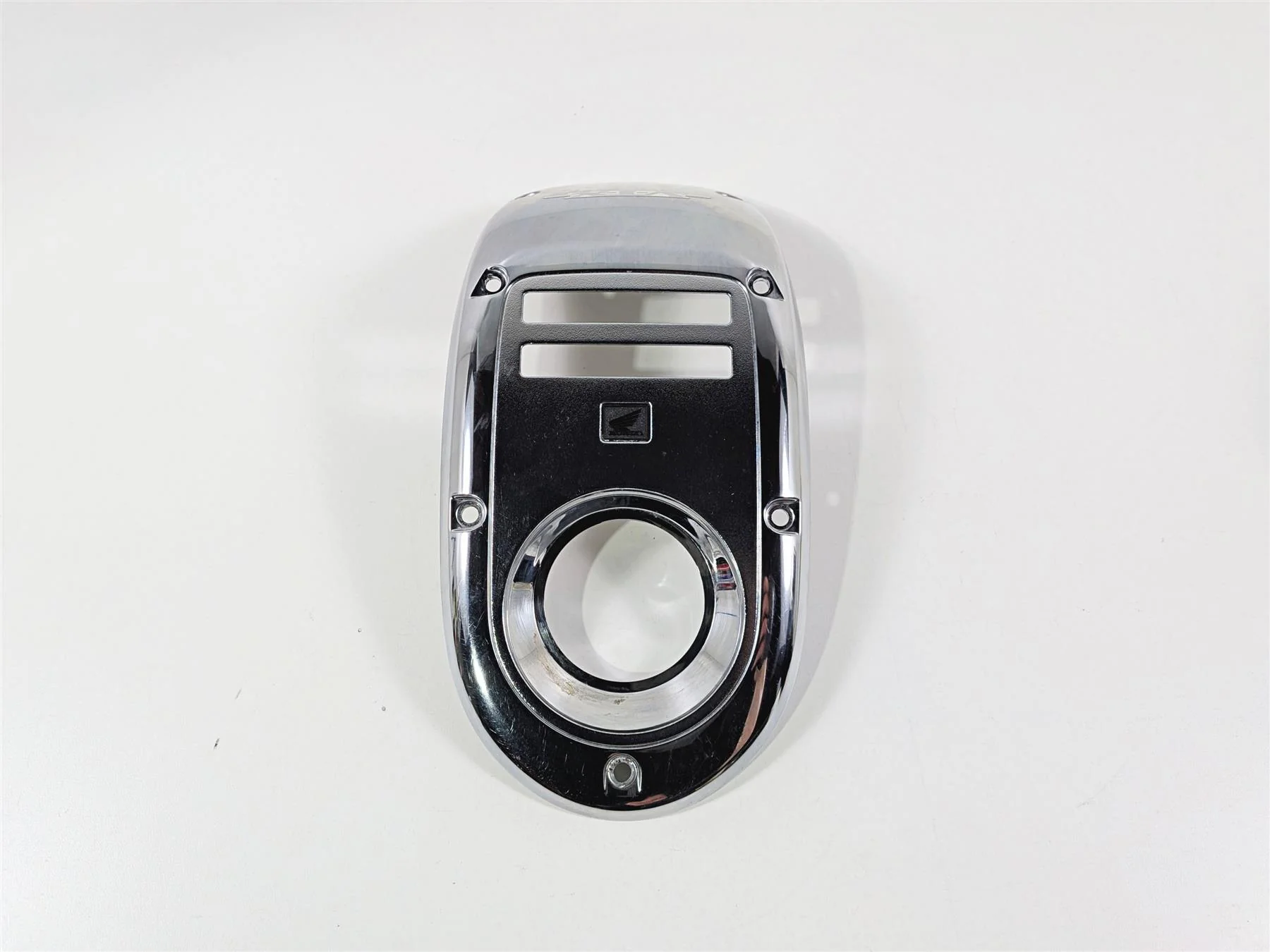 2003 Honda V-Twin VTX1800 C Fuel Tank Dash Cover Panel 17621-MCH-000 - Image 2